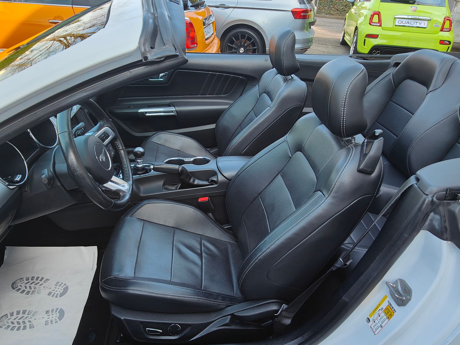 FORD Mustang Convertible 2.3-image-9