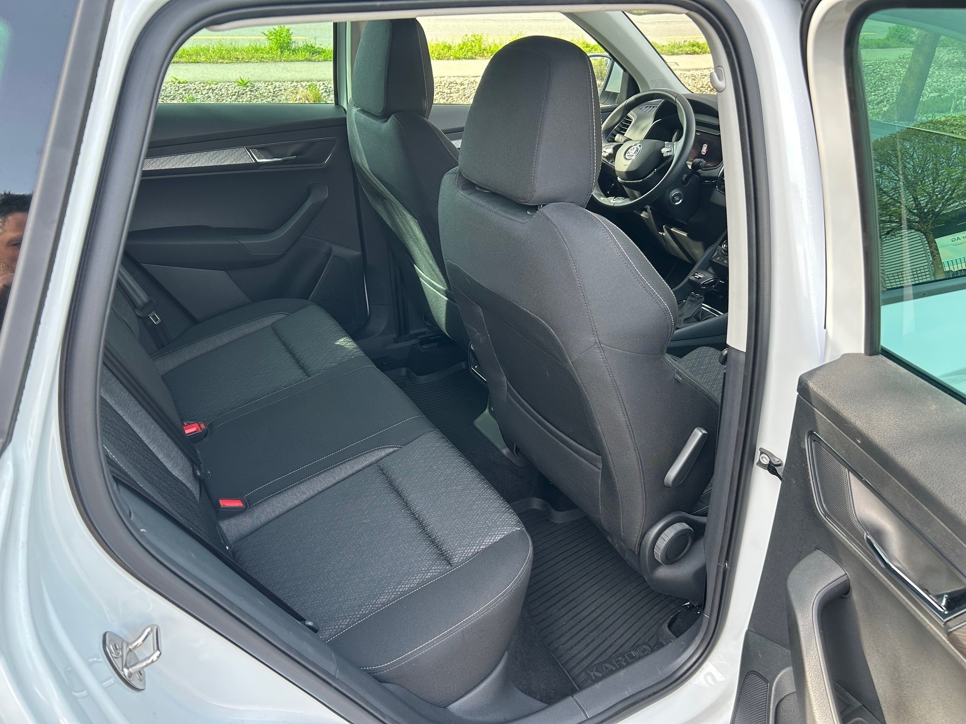 SKODA Karoq 2.0 TDI CR Style 4x4 DSG-image-8