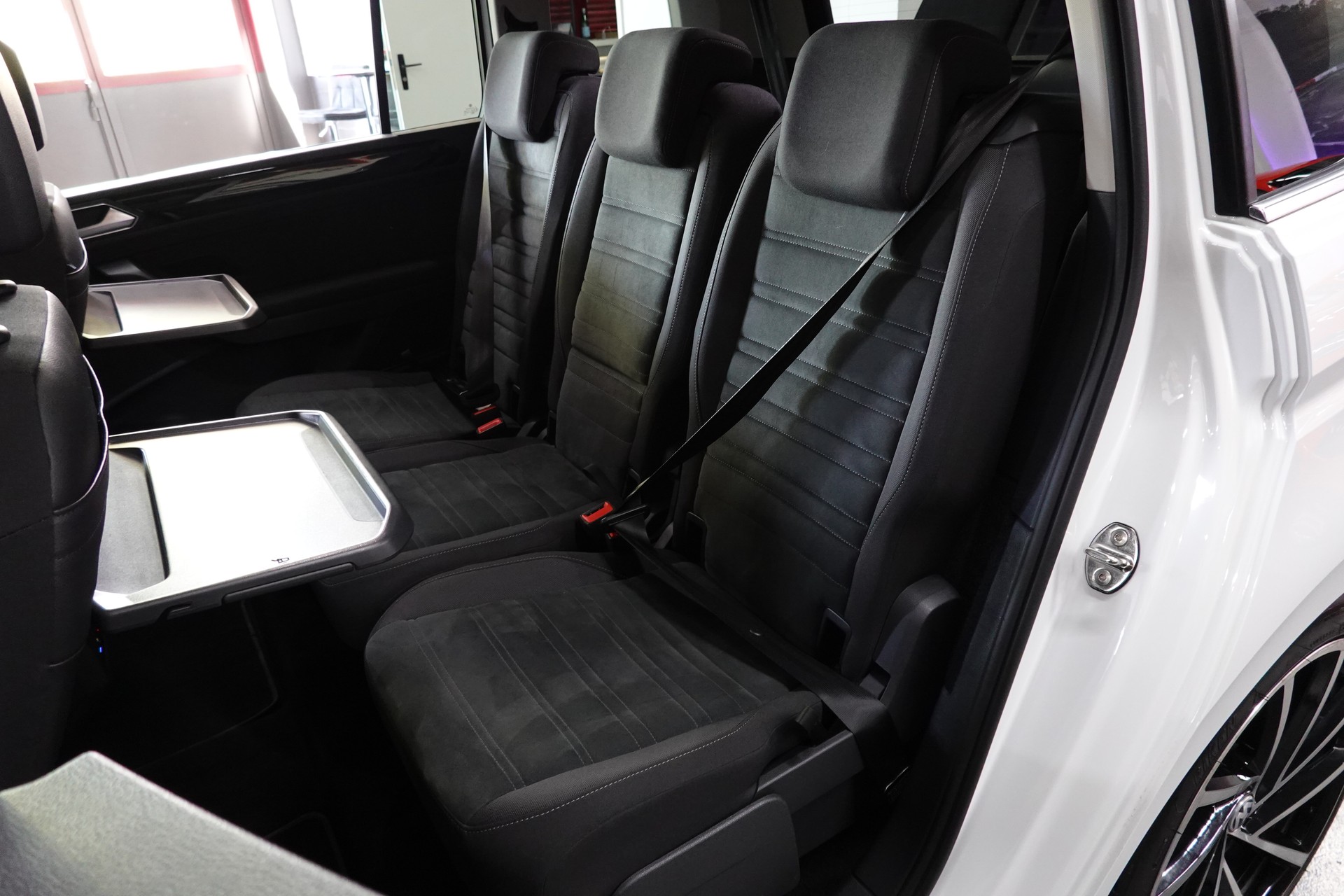 VW TOURAN 1.5 TSI EVO HIGHLINE DSG R-LINE 7-PLÄTZER-image-35