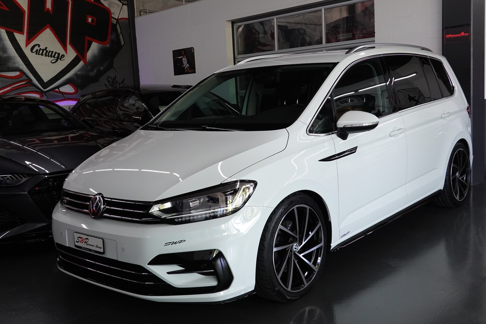 VW TOURAN 1.5 TSI EVO HIGHLINE DSG R-LINE 7-PLÄTZER-image-7