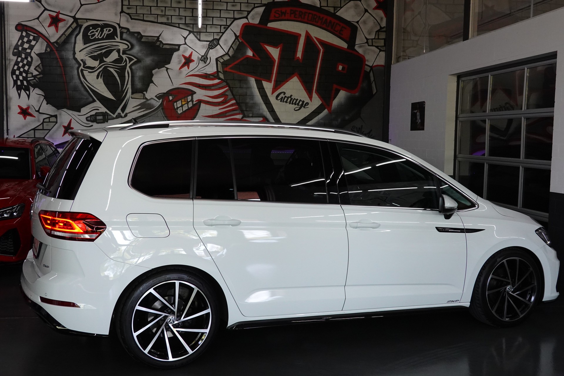 VW TOURAN 1.5 TSI EVO HIGHLINE DSG R-LINE 7-PLÄTZER-image-24