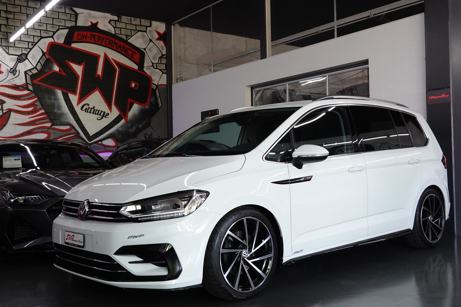 VW TOURAN 1.5 TSI EVO HIGHLINE DSG R-LINE 7-PLÄTZER-image-6