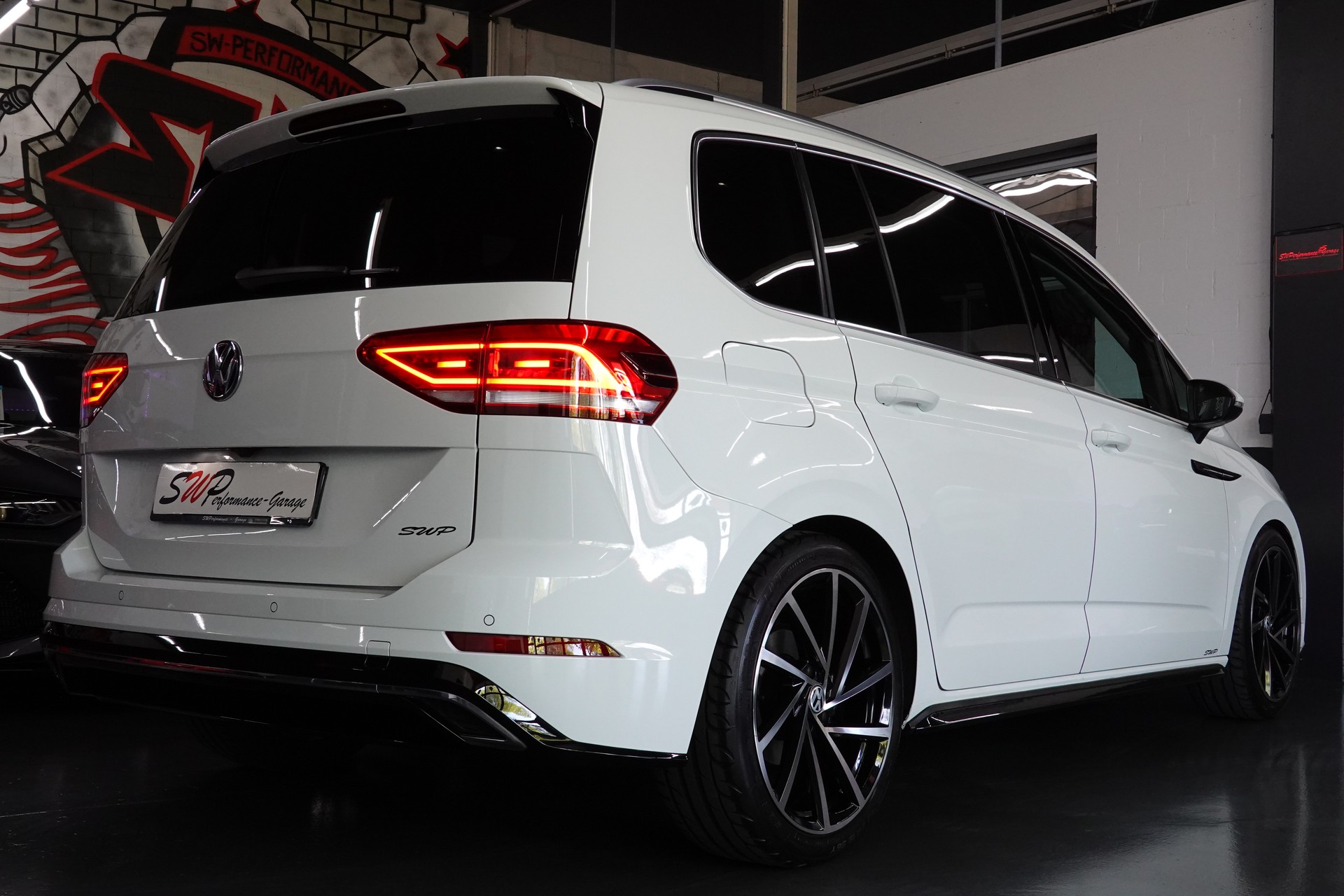 VW TOURAN 1.5 TSI EVO HIGHLINE DSG R-LINE 7-PLÄTZER-image-22