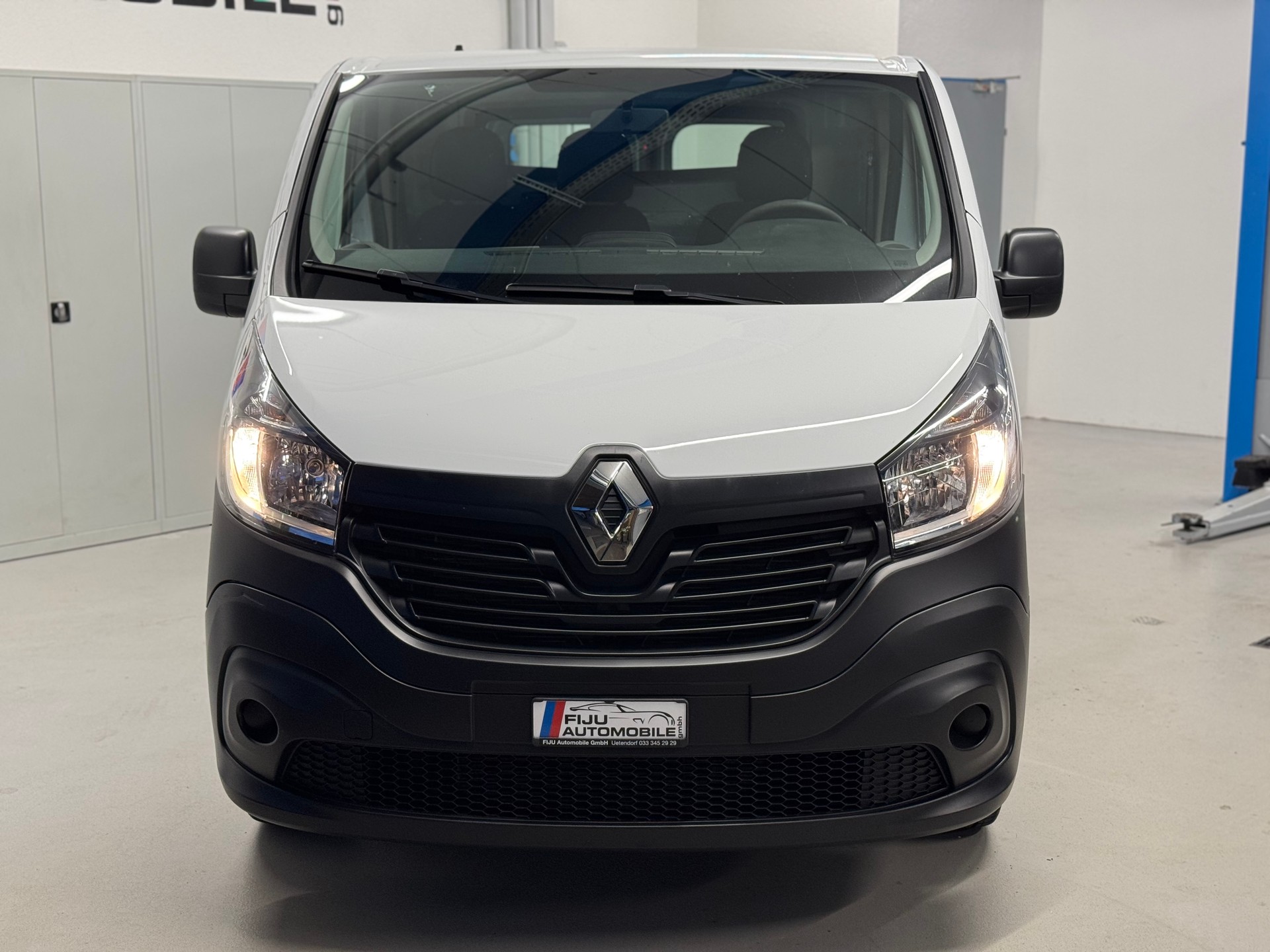 RENAULT Trafic 1.6 dCi 95 2.7t Access L1H1-image-1