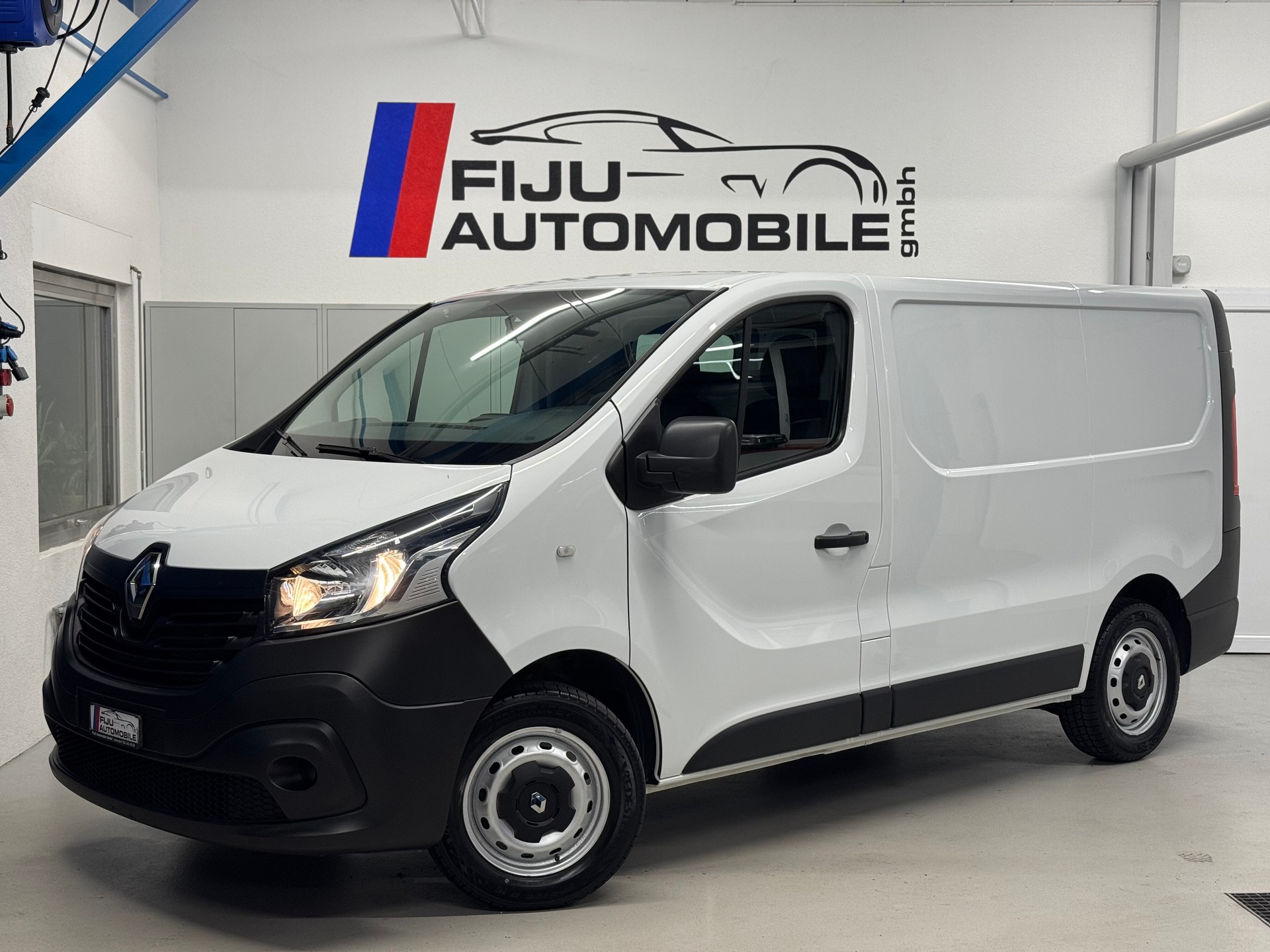 RENAULT Trafic 1.6 dCi 95 2.7t Access L1H1