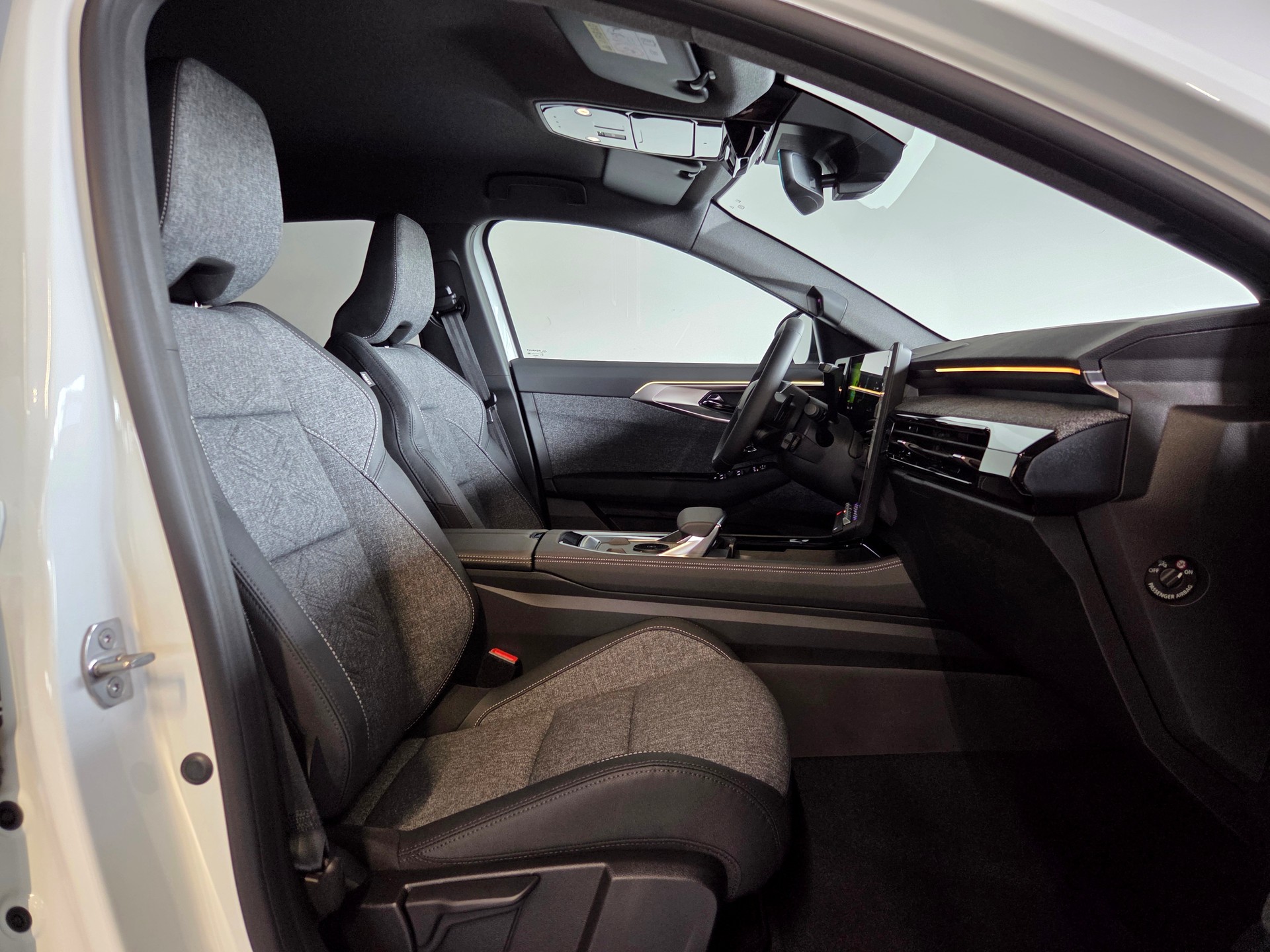 RENAULT Espace 1.2 E-Tech techno 7P-image-4