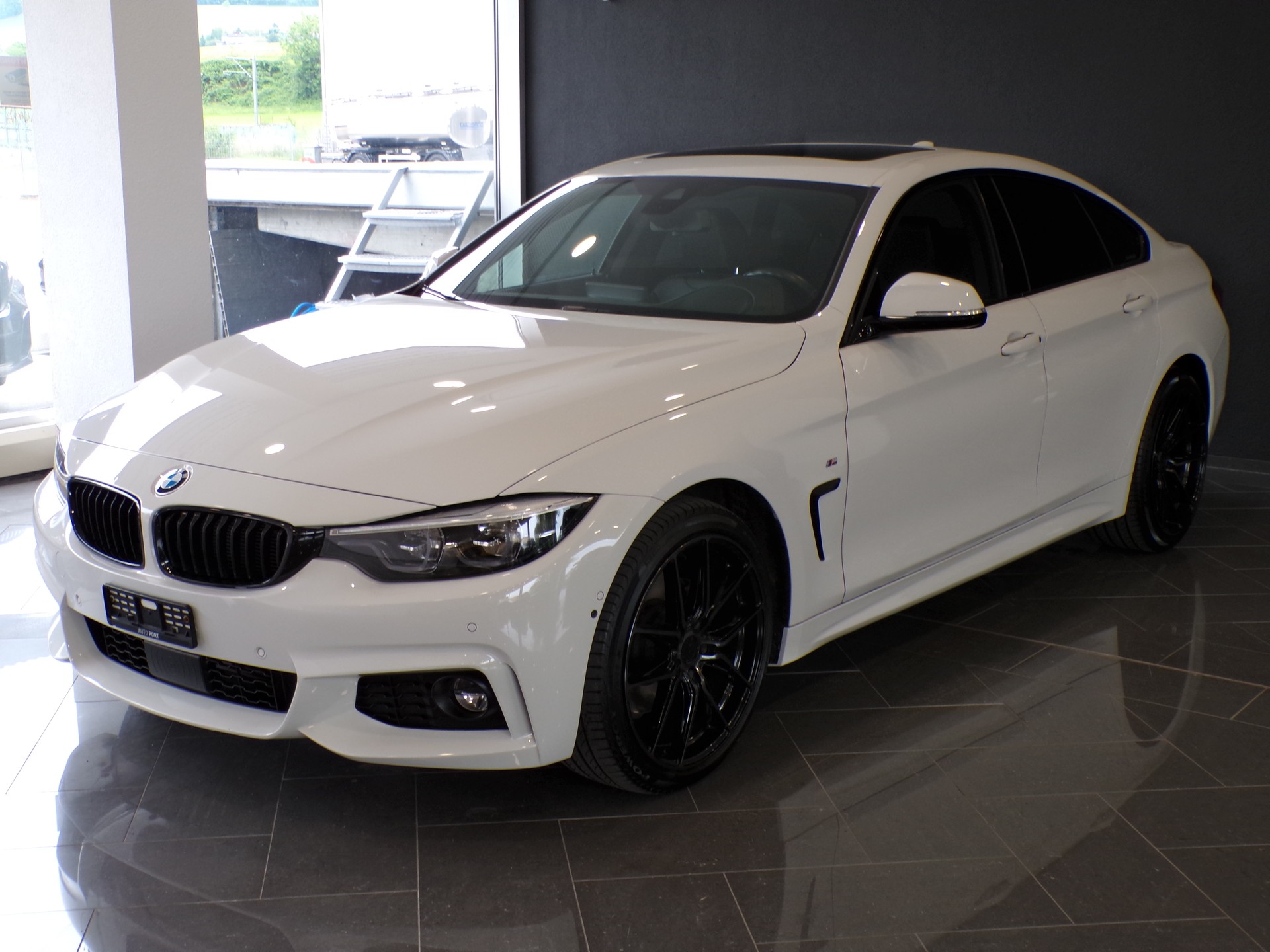 BMW 430d Gran Coupé xDrive M Sport Steptronic-showroom-element-3
