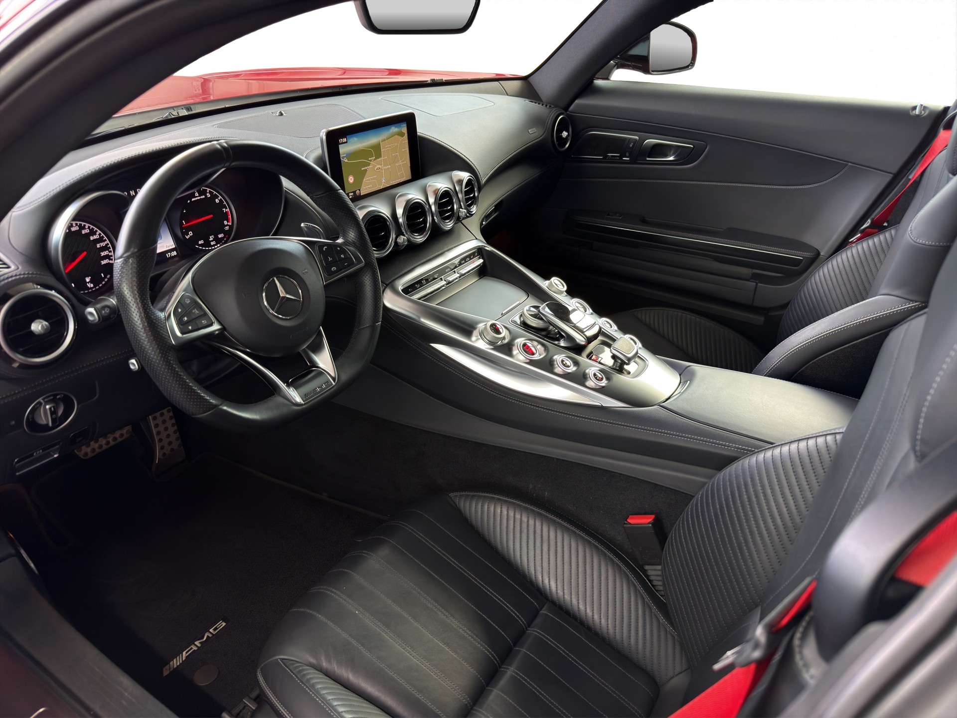 MERCEDES-BENZ AMG GT Speedshift DCT-image-14
