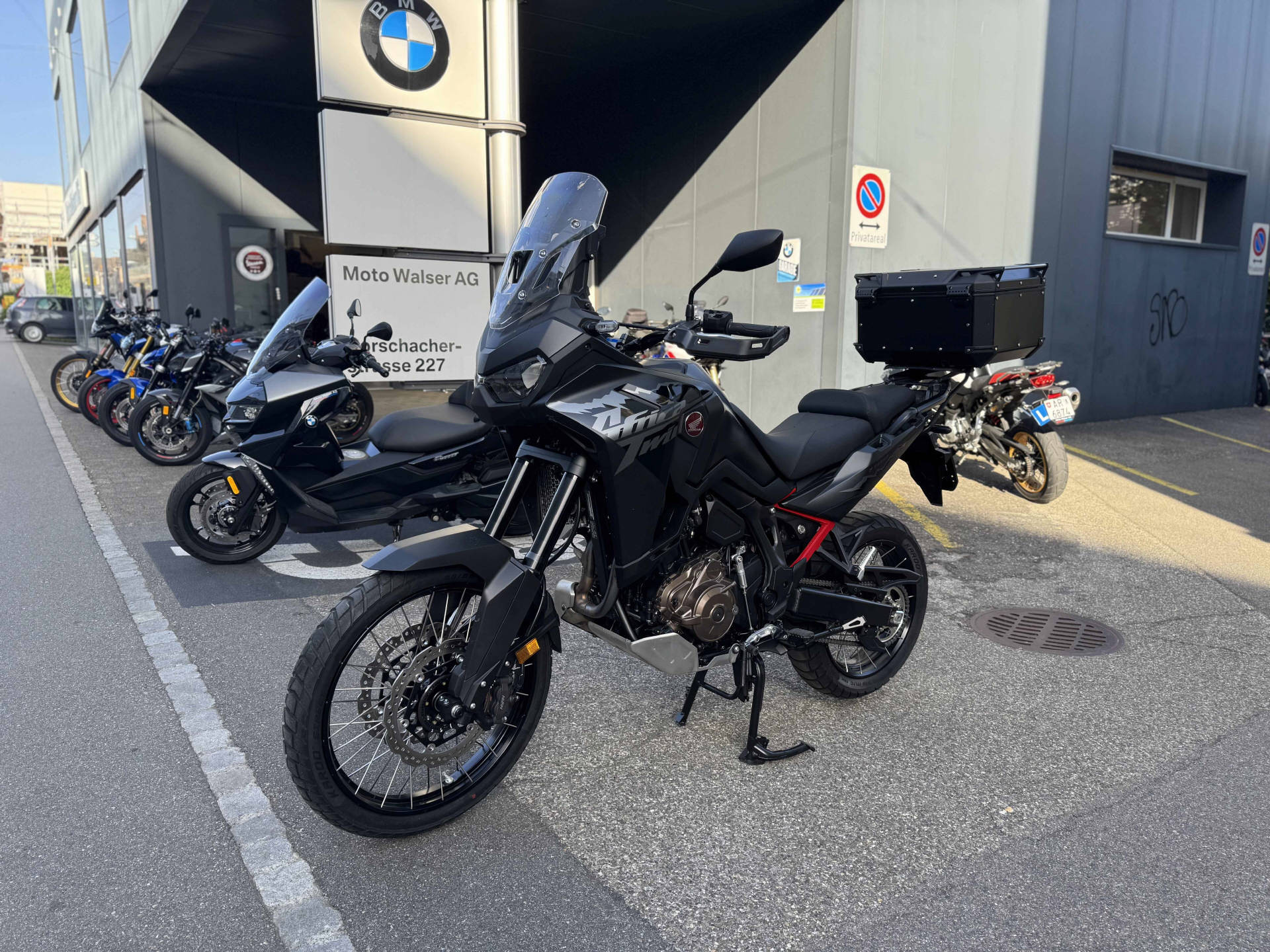 HONDA CRF 1100 L Africa Twin-image-0