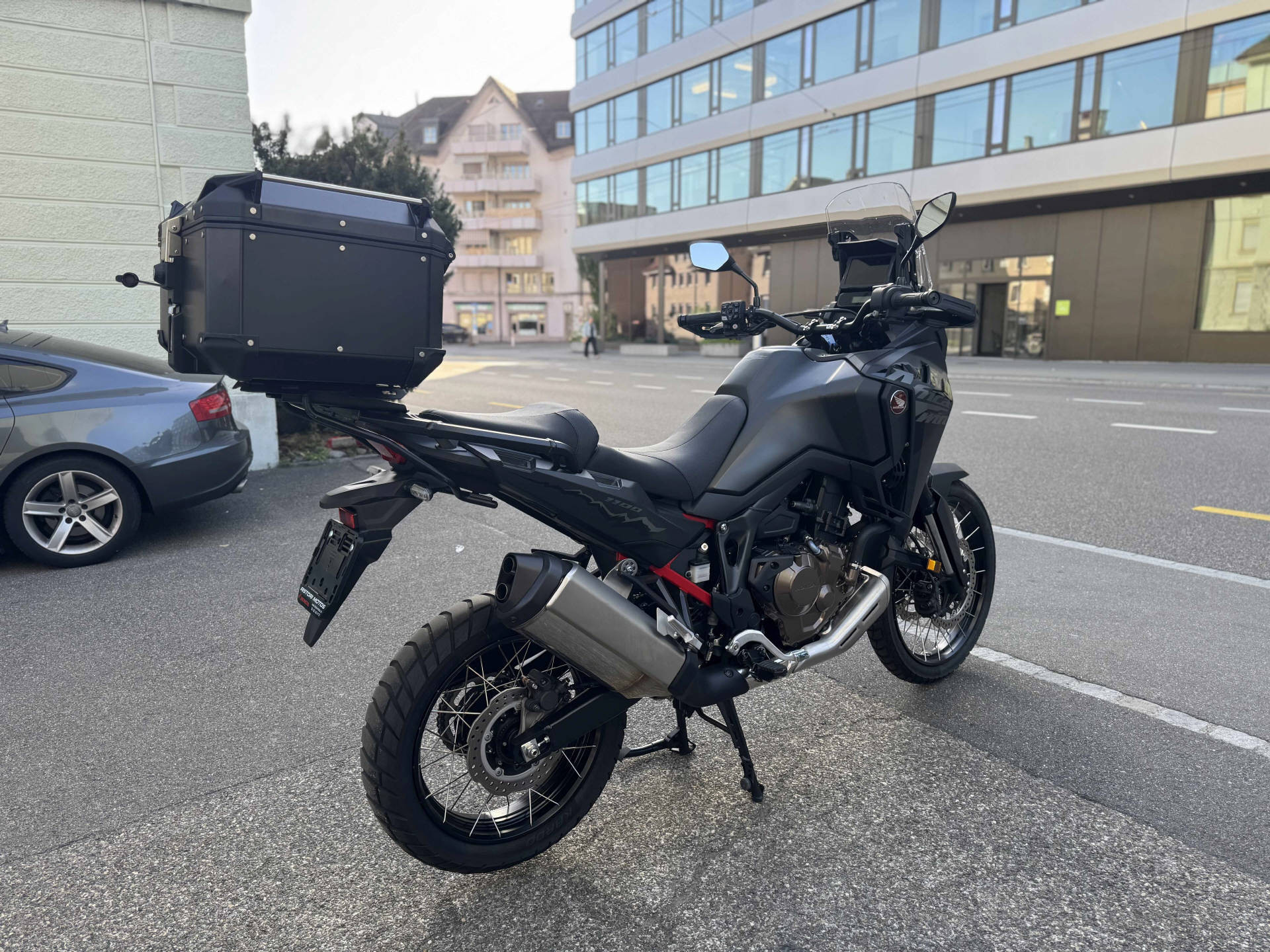HONDA CRF 1100 L Africa Twin-image-3