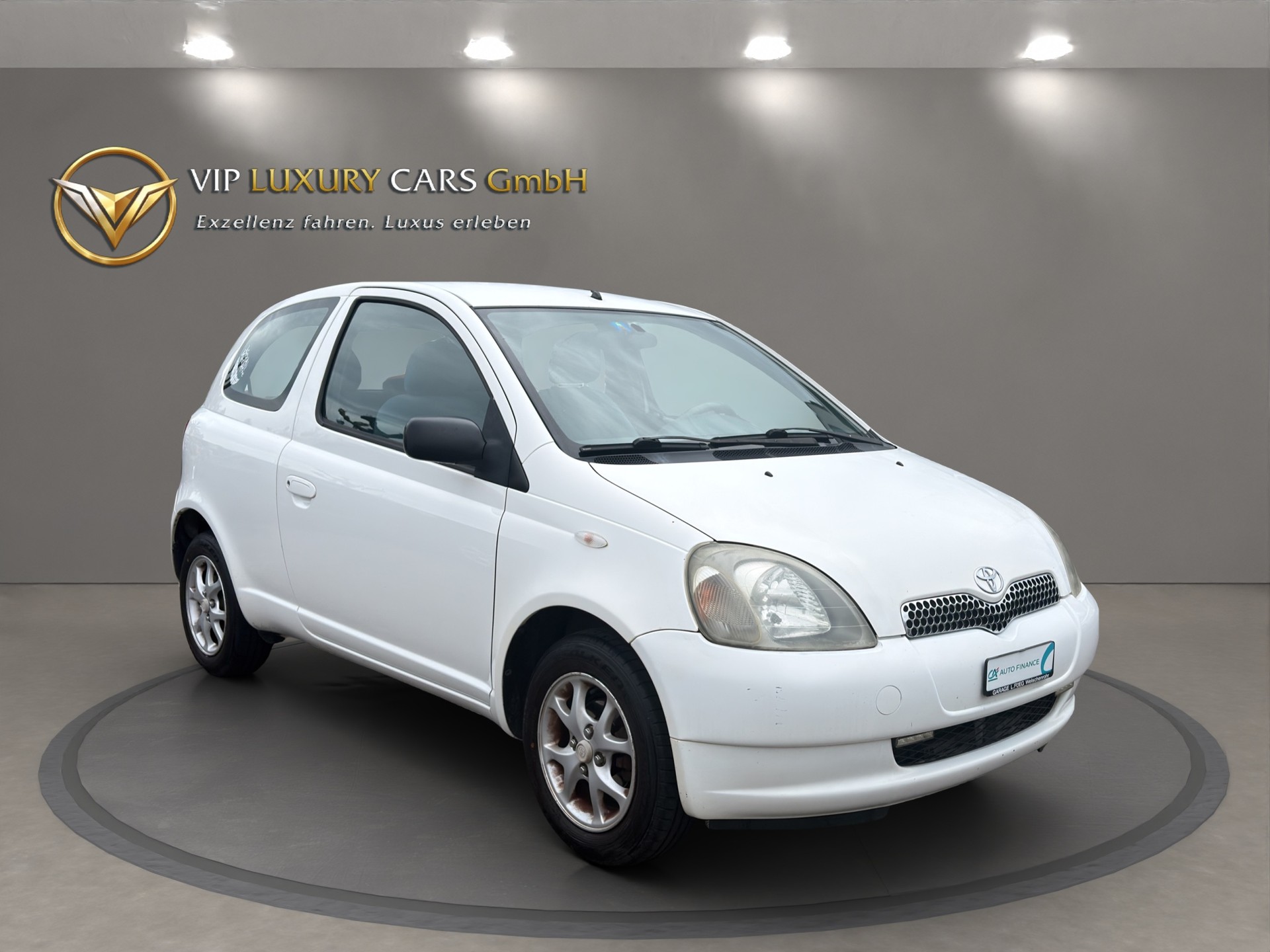 TOYOTA Yaris 1.3 Linea Luna-showroom-element-2