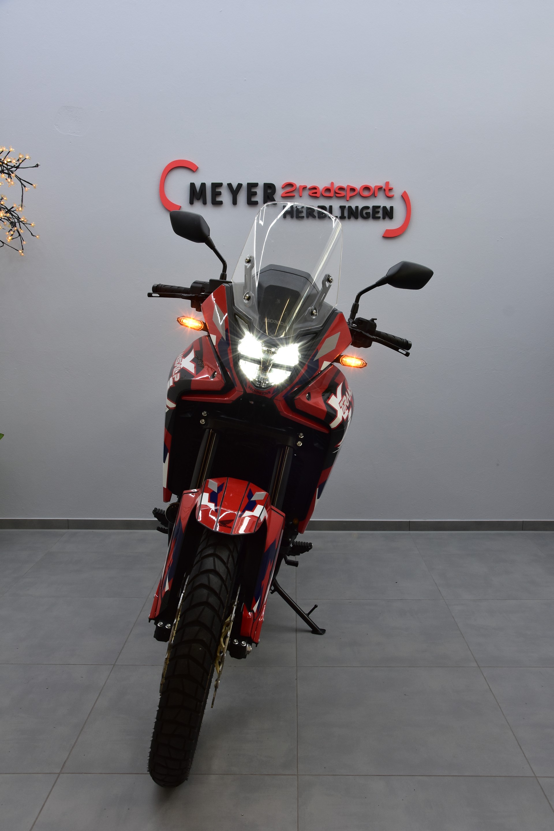 HONDA XL 750 Transalp-image-9