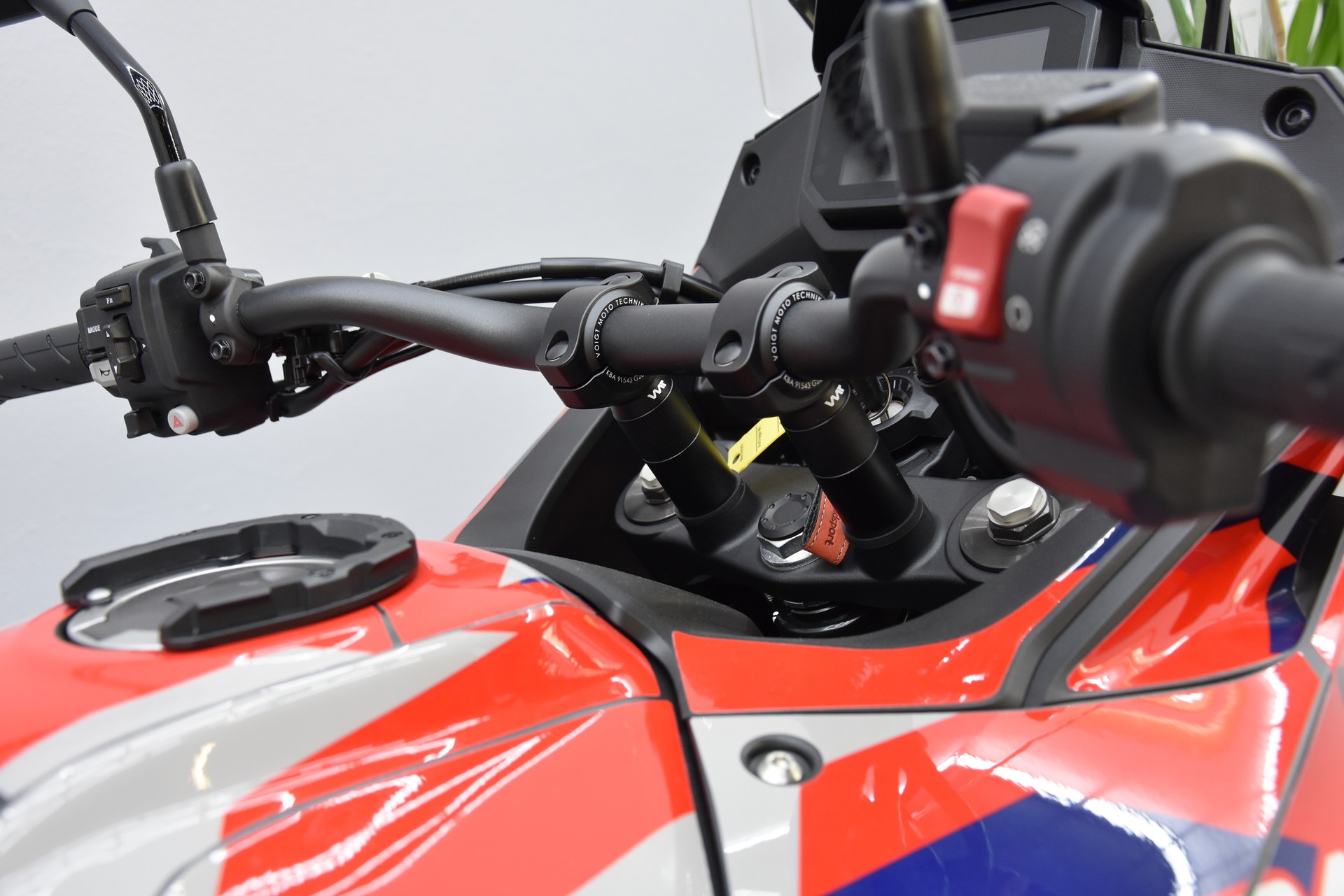 HONDA XL 750 Transalp-image-6