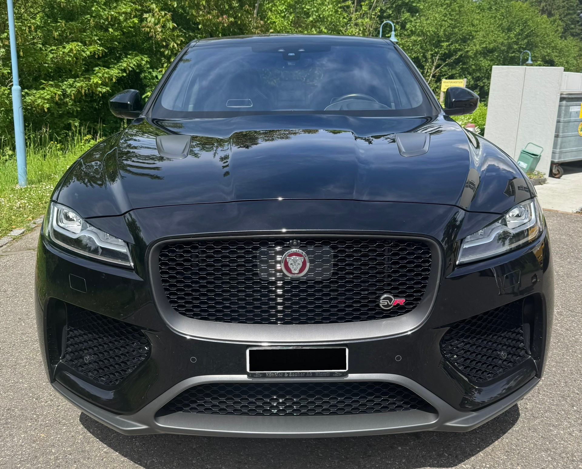 JAGUAR 5.0 V8 SVR AWD 550 PS - aus 1. Hand - sehr gepflegt - unfallfrei - Sommer- & Winterfelgen - auf Wunsch mit 12 Mt. Garantie-image-4