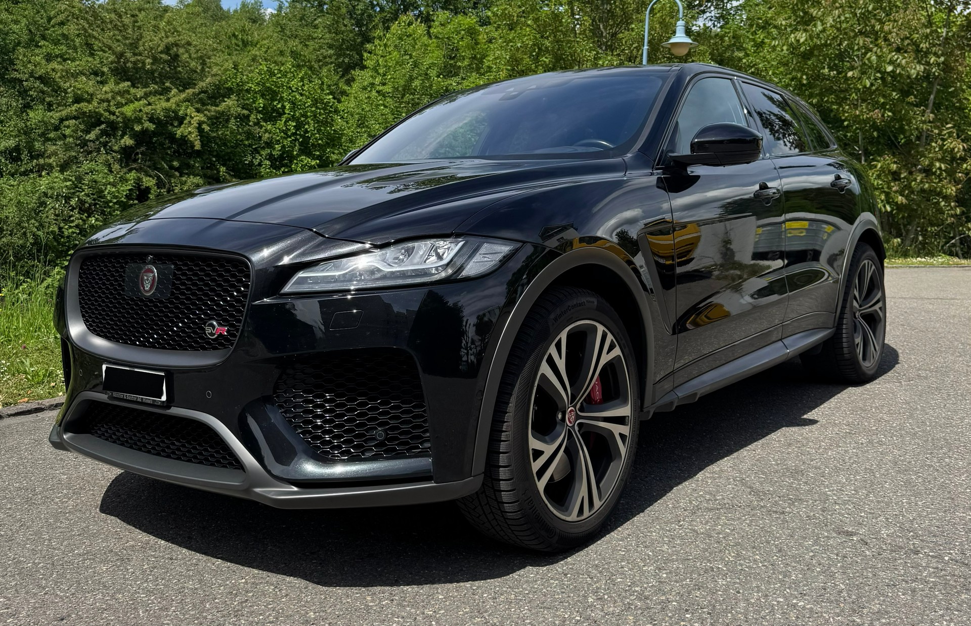 JAGUAR 5.0 V8 SVR AWD 550 PS - aus 1. Hand - sehr gepflegt - unfallfrei - Sommer- & Winterfelgen - auf Wunsch mit 12 Mt. Garantie-image-3