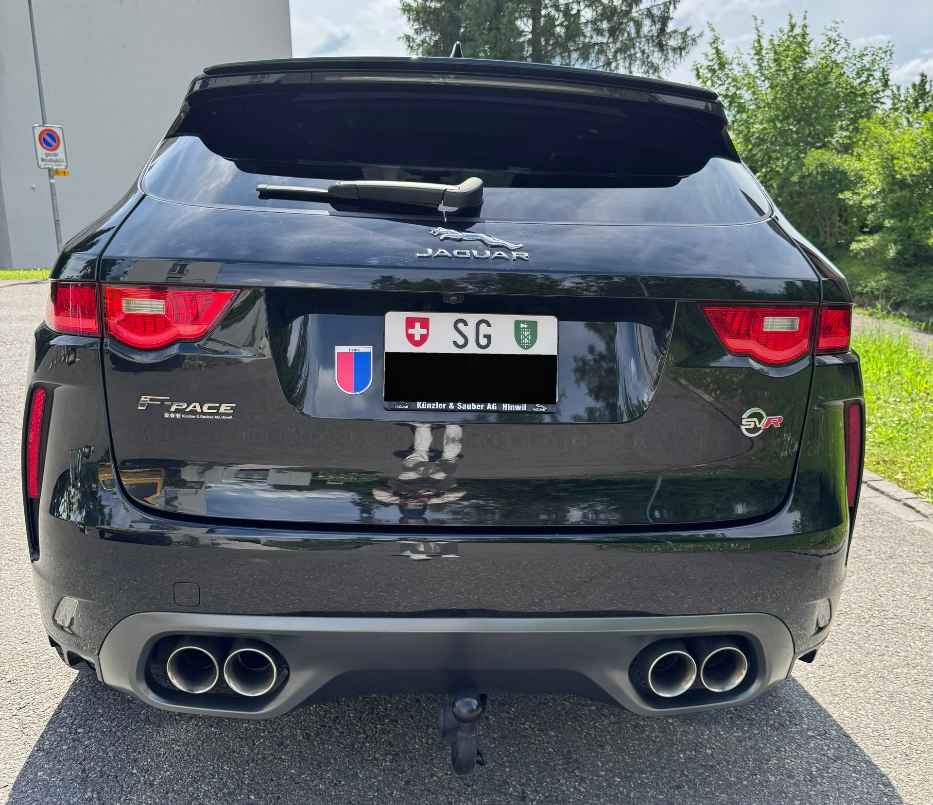 JAGUAR 5.0 V8 SVR AWD 550 PS - aus 1. Hand - sehr gepflegt - unfallfrei - Sommer- & Winterfelgen - auf Wunsch mit 12 Mt. Garantie-image-6