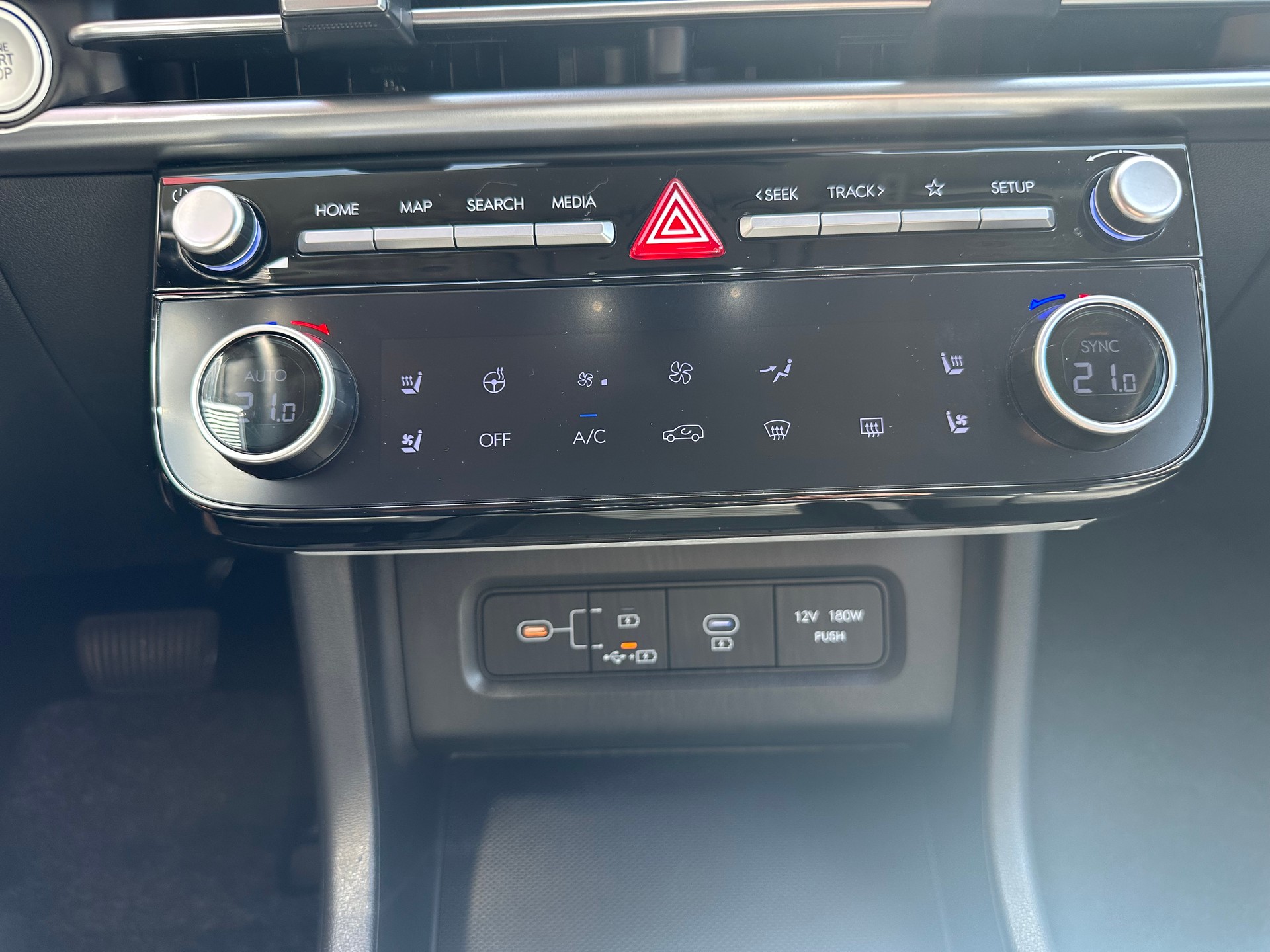 HYUNDAI Tucson 1.6 TGDI 48V Vertex 4WD DCT-image-12