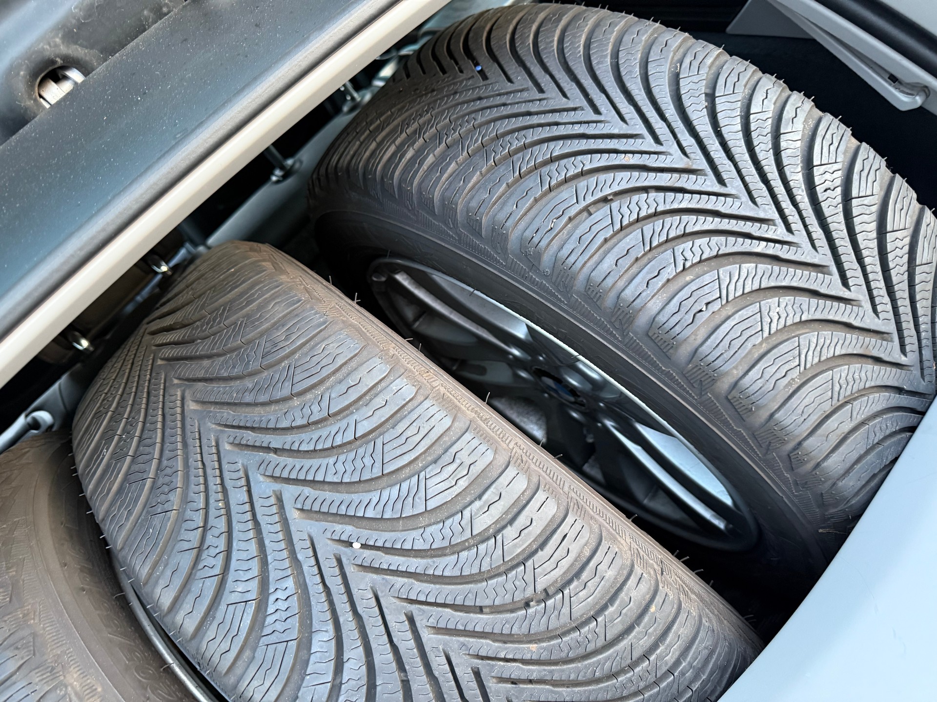 BMW 320i Touring Access Steptronic-image-14