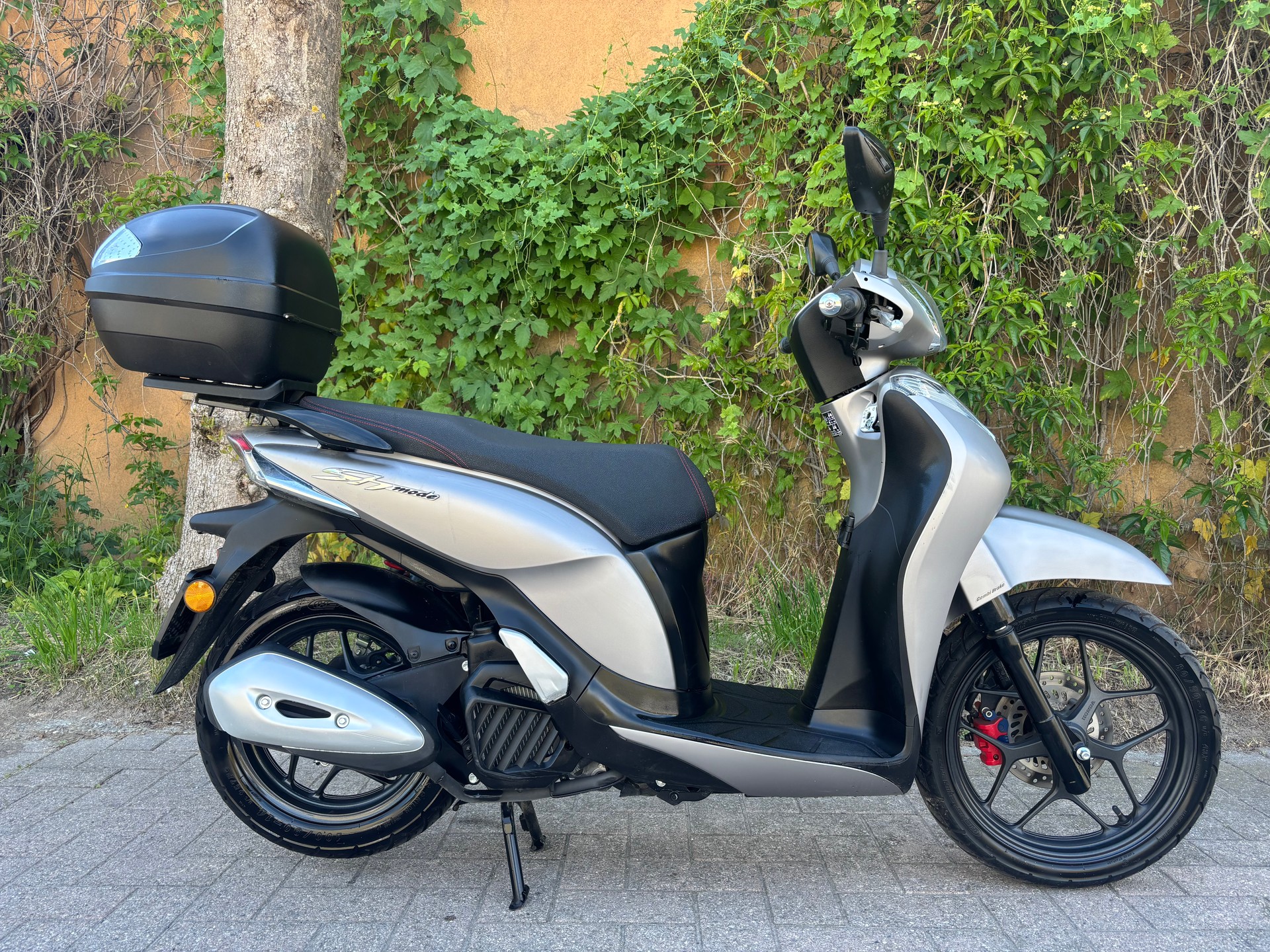 HONDA SH 125 i-image-0