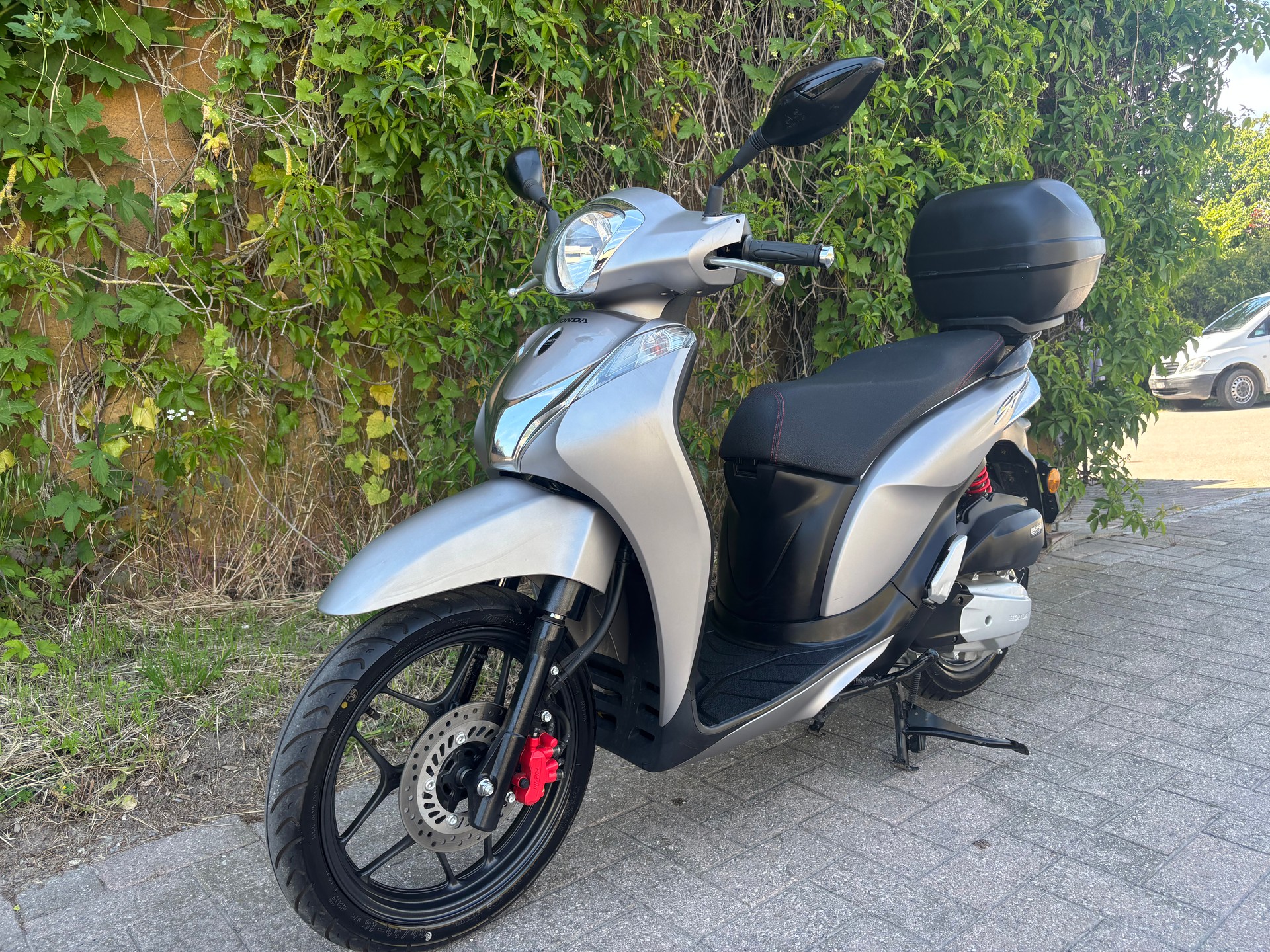 HONDA SH 125 i-image-4