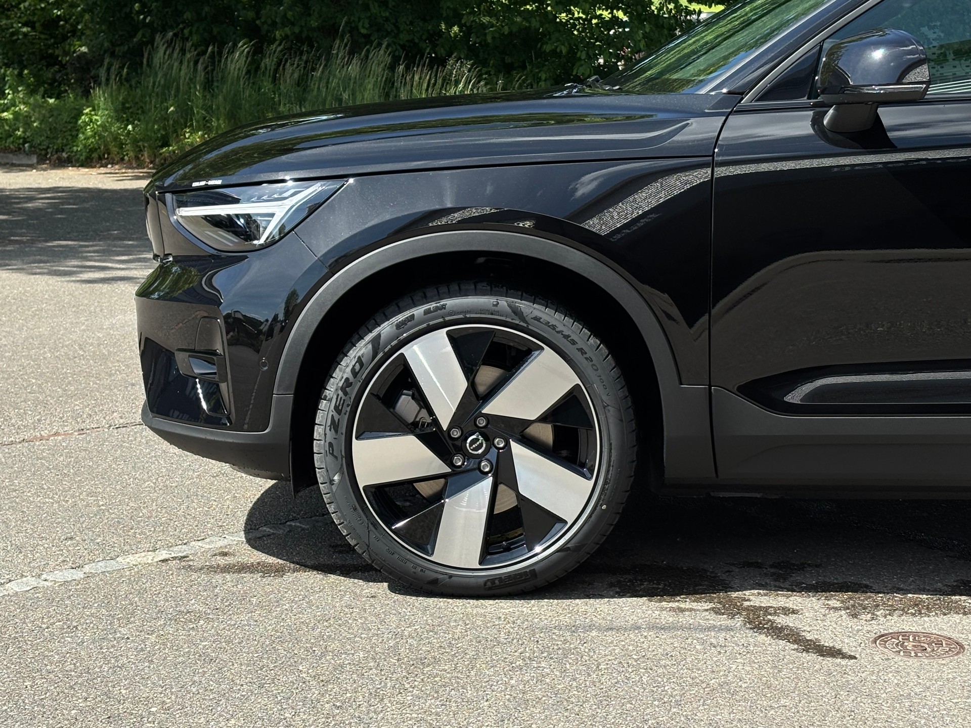 VOLVO EX40 Twin XCENTRIC Edition AWD-showroom-element-2