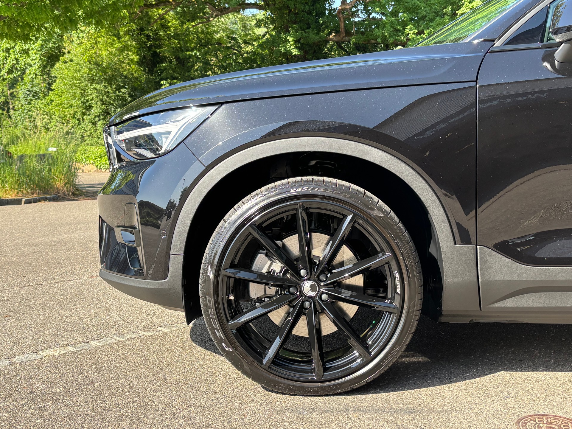 VOLVO EX40 Twin XCENTRIC Edition AWD-showroom-element-3