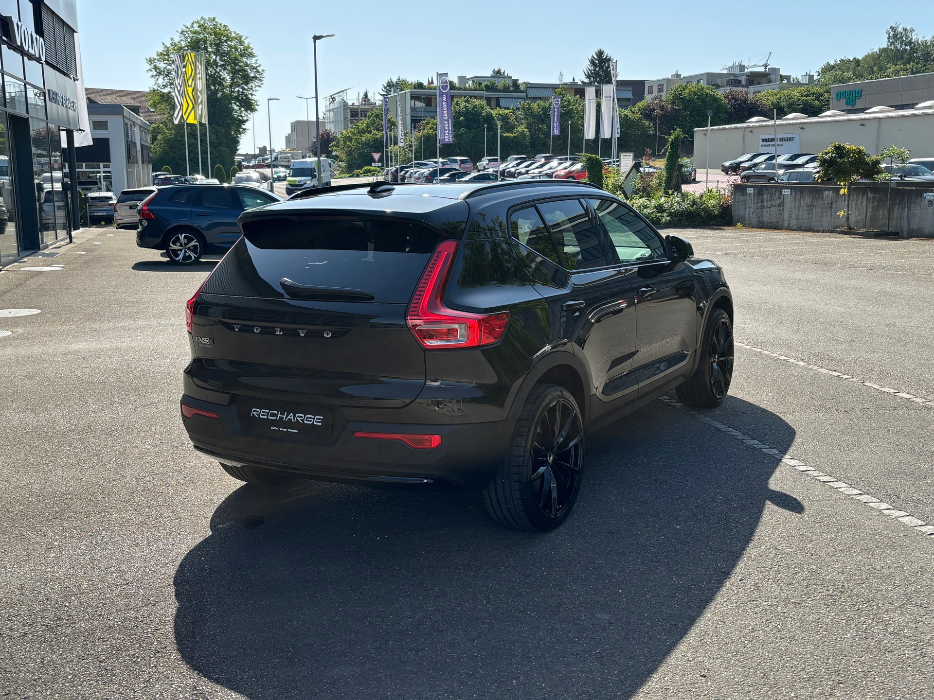 VOLVO EX40 Twin XCENTRIC Edition AWD-image-8