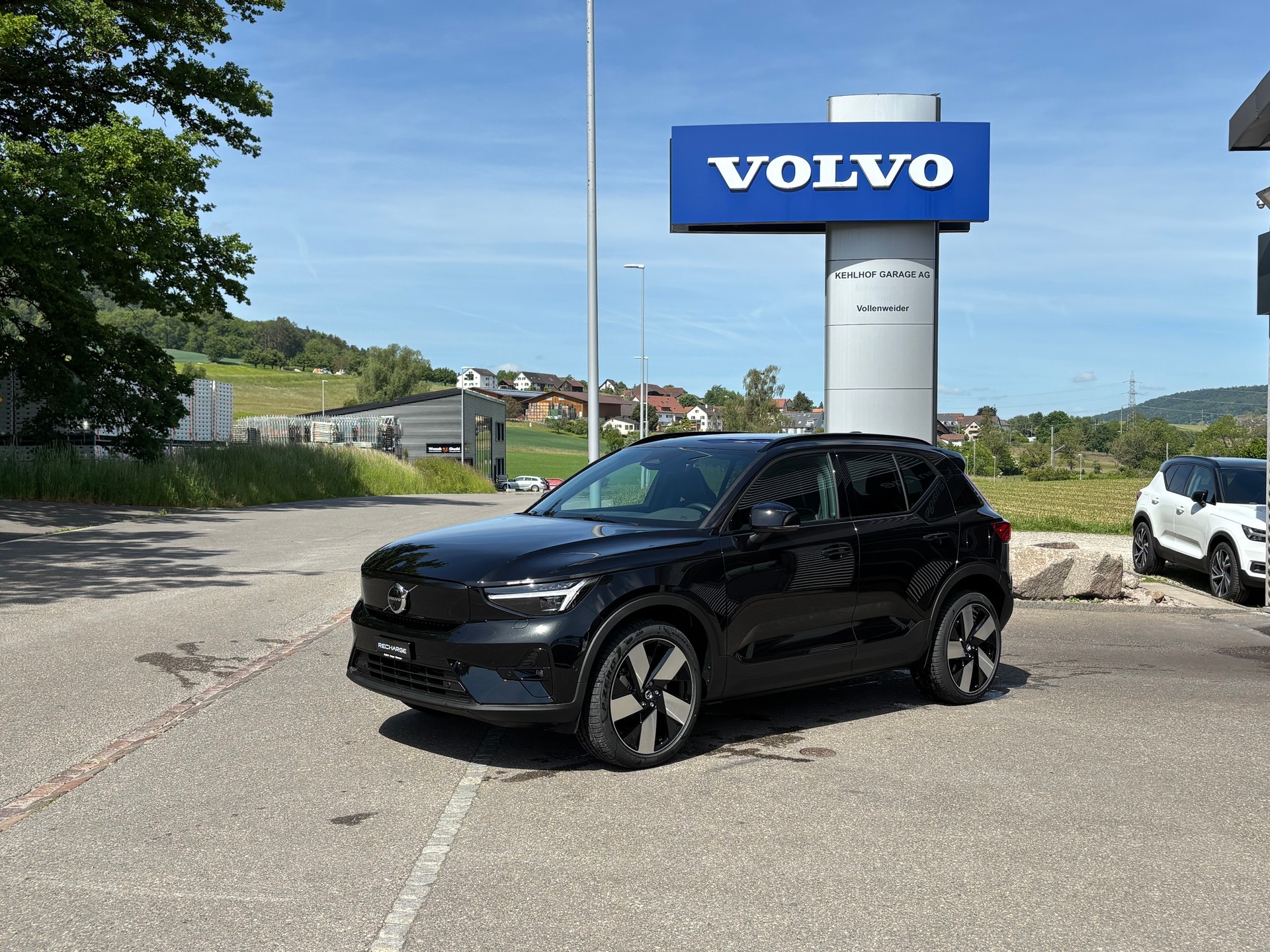 VOLVO EX40 Twin XCENTRIC Edition AWD