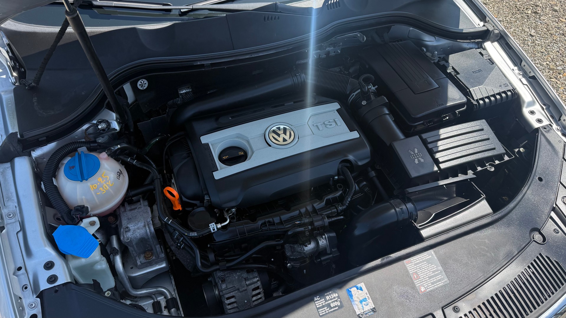 VW Passat Variant 1.8 TSI Value-image-25