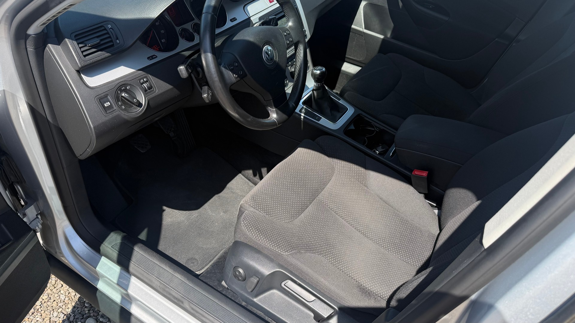 VW Passat Variant 1.8 TSI Value-showroom-element-3