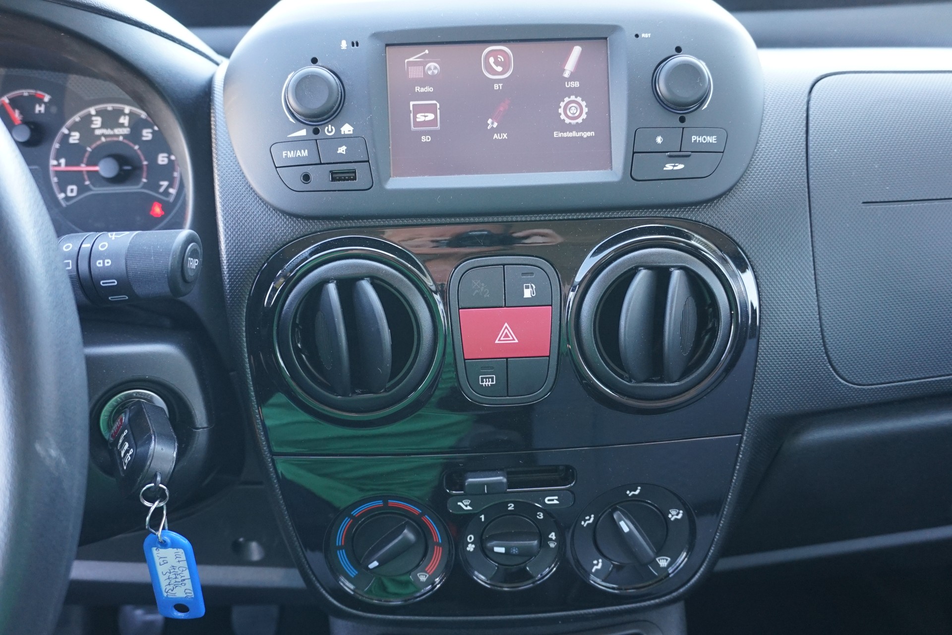FIAT Qubo 1.4 Natural Power Lounge-image-18