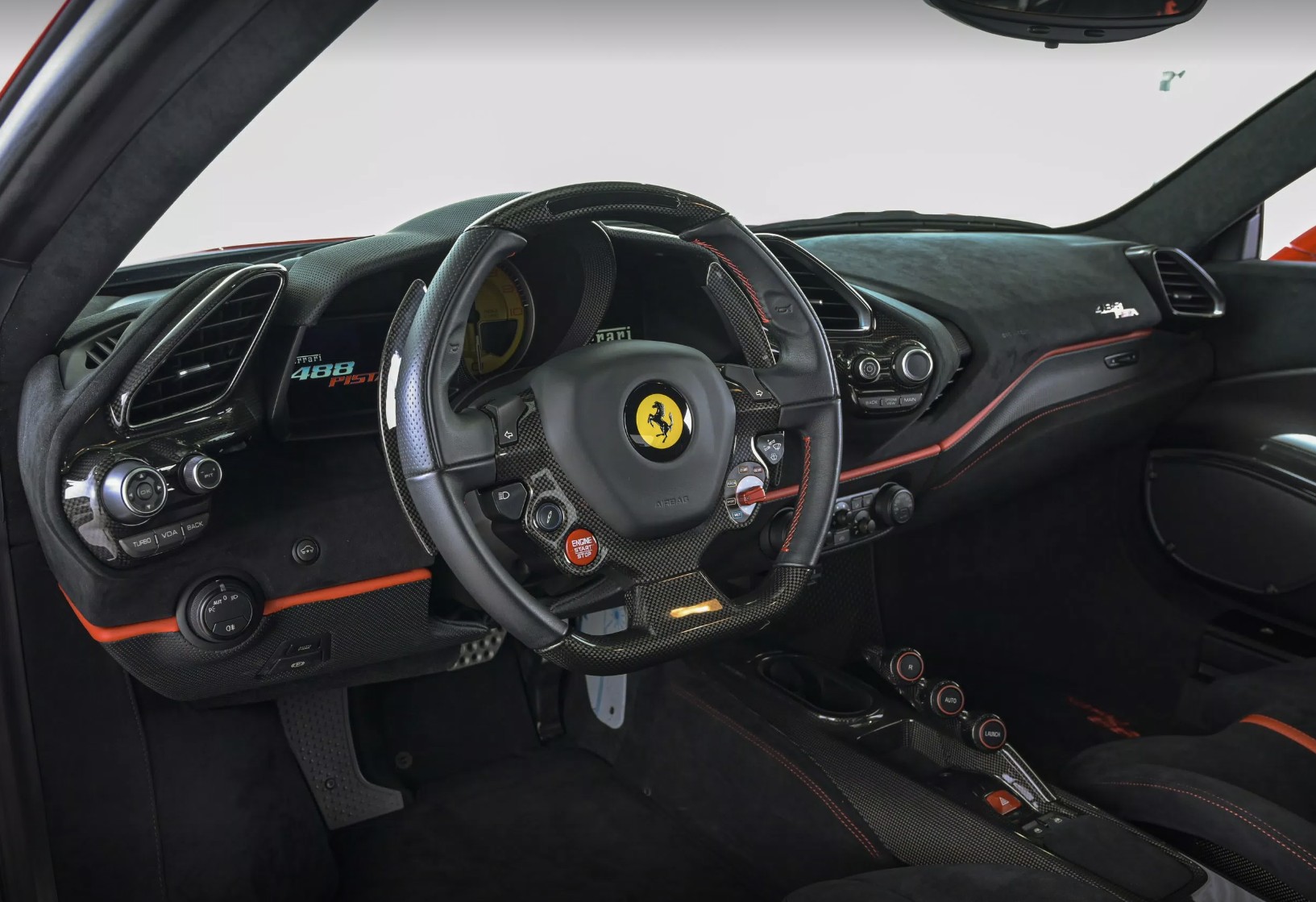 FERRARI 488 Pista 3.9 V8-showroom-element-1