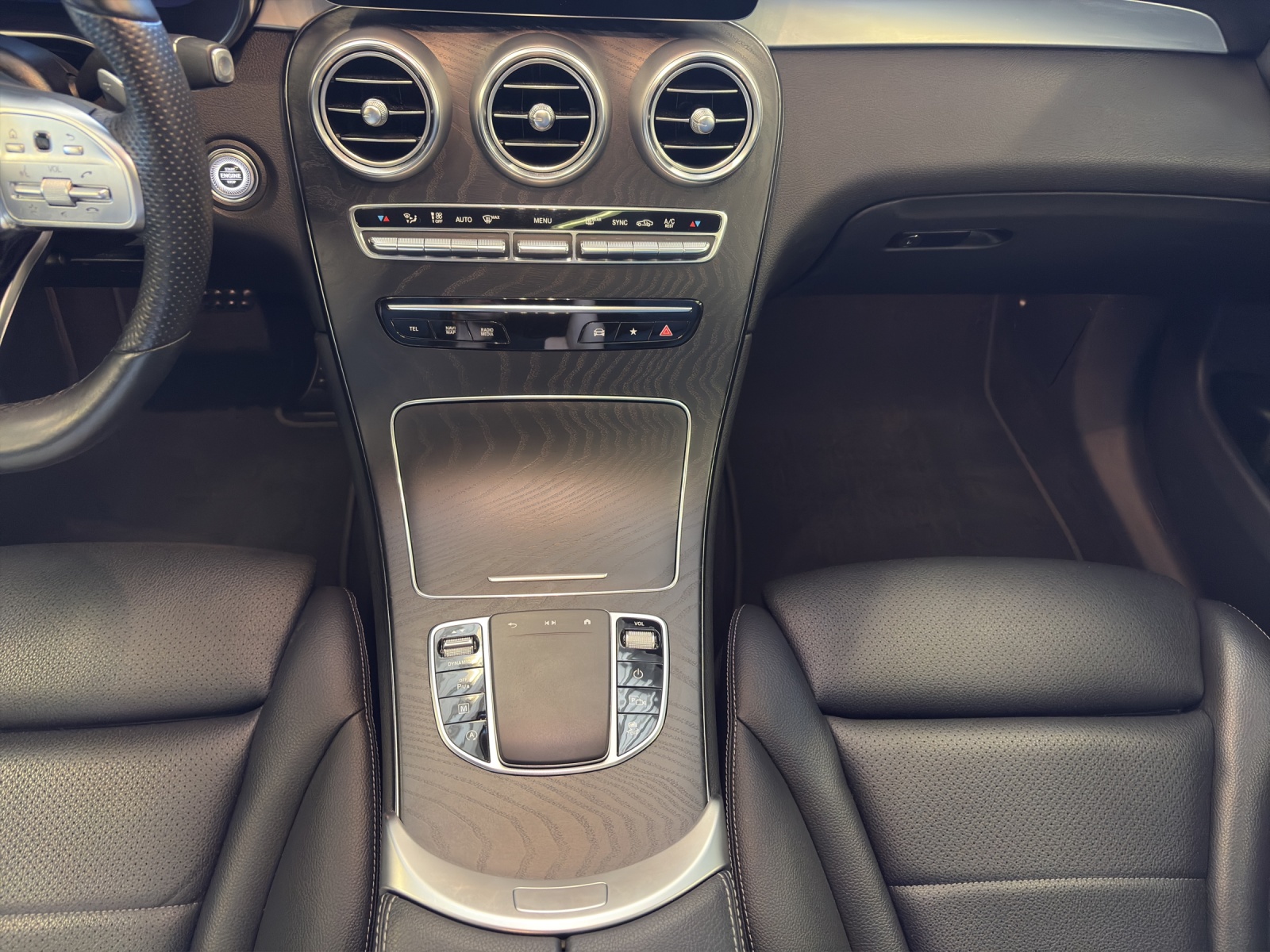 MERCEDES-BENZ GLC 200 AMG Line 4Matic-image-14