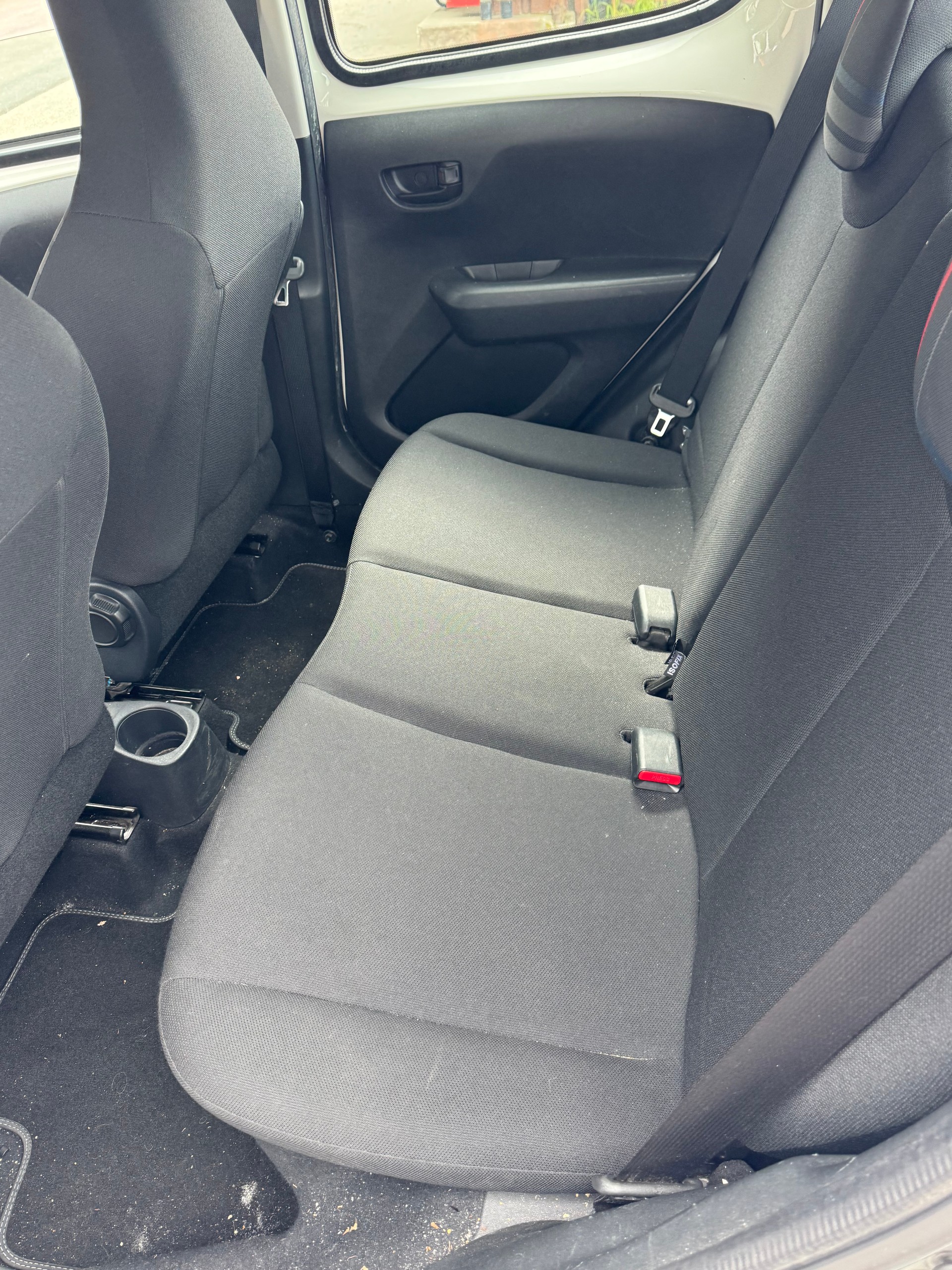 PEUGEOT 108 1.0 VTi Envy-image-7
