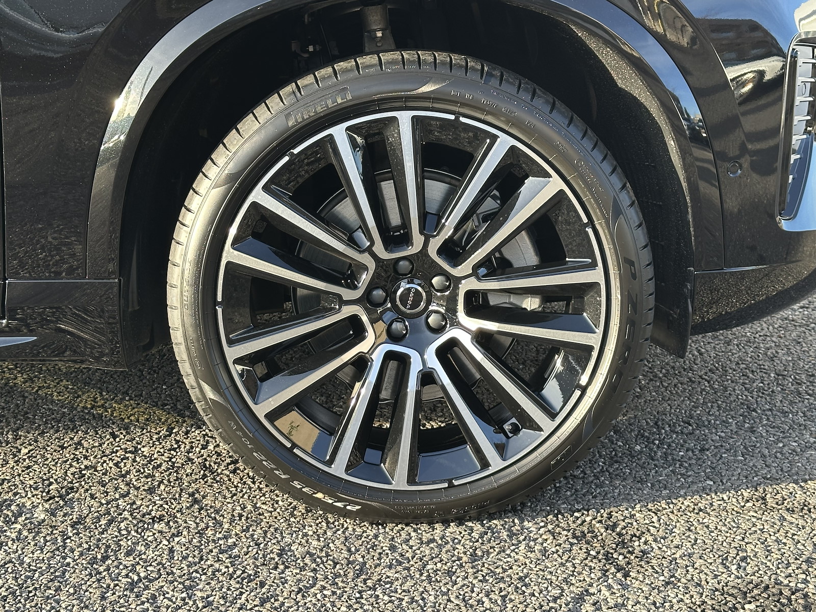VOLVO XC90 2.0 T8 TE Ultra Dark eAWD-image-6