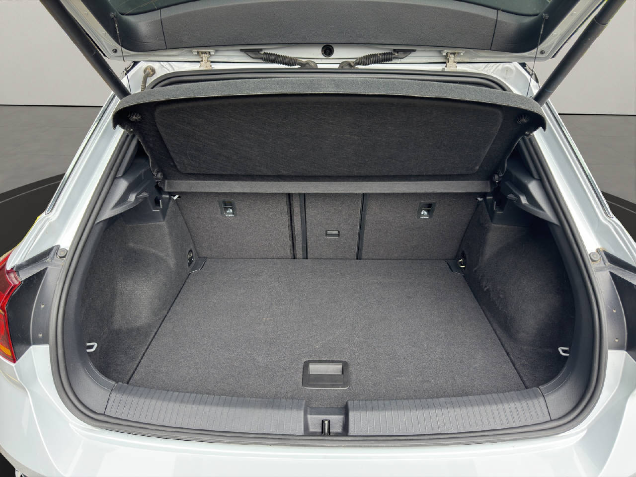 VW T-Roc 1.5 TSI R-Line DSG-image-18
