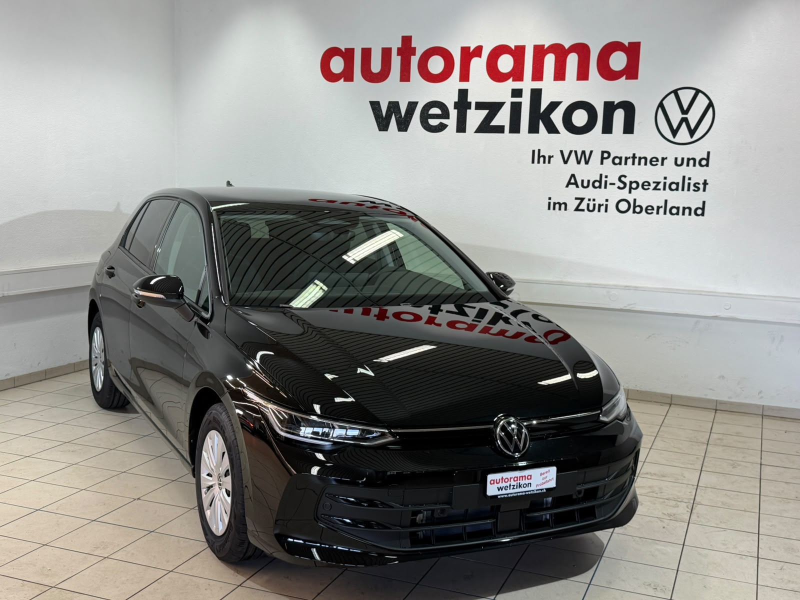 VW Golf 1.5 e TSI mHEV Basis DSG-showroom-element-1