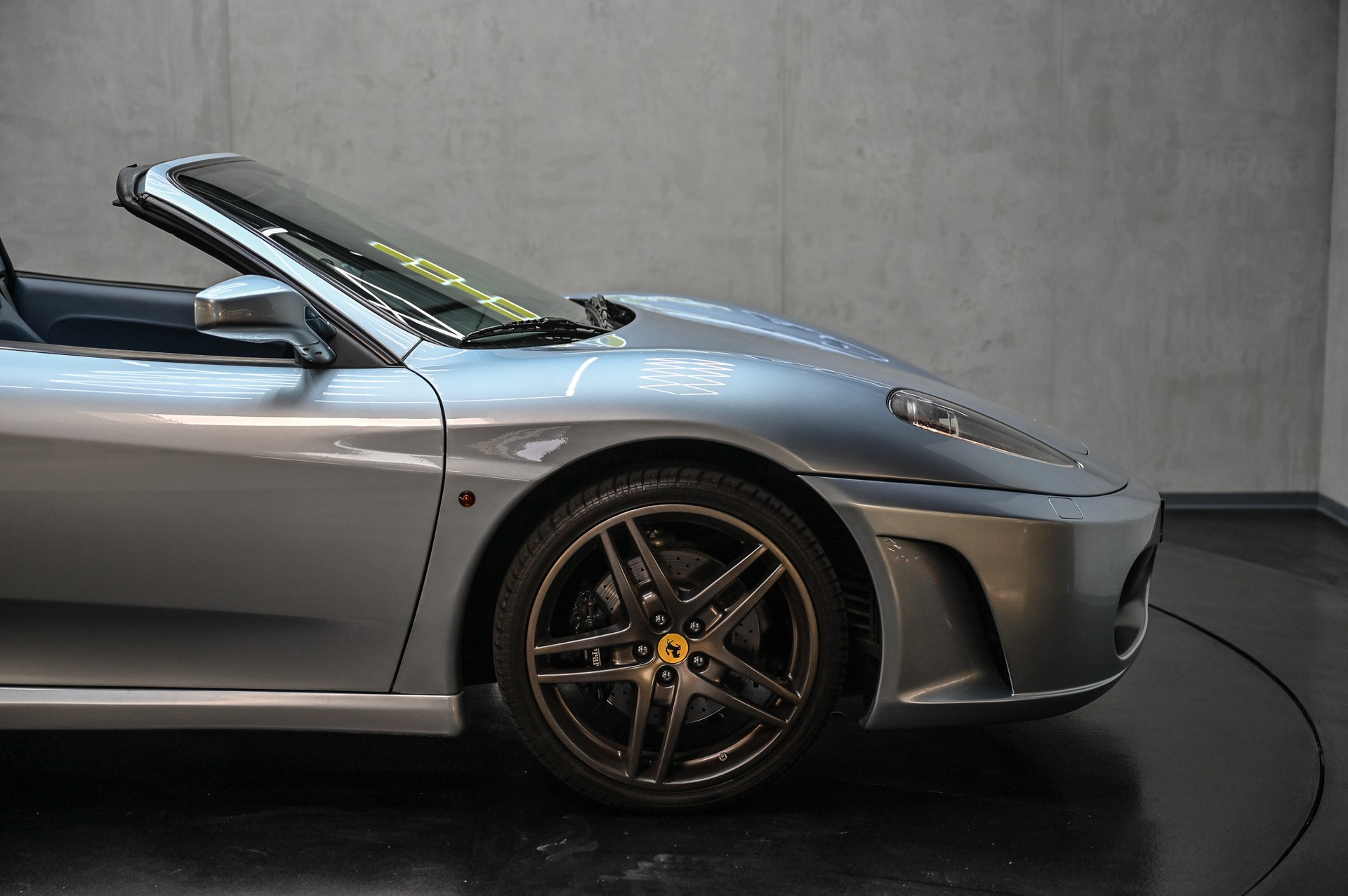 FERRARI F 430 Spider-image-15