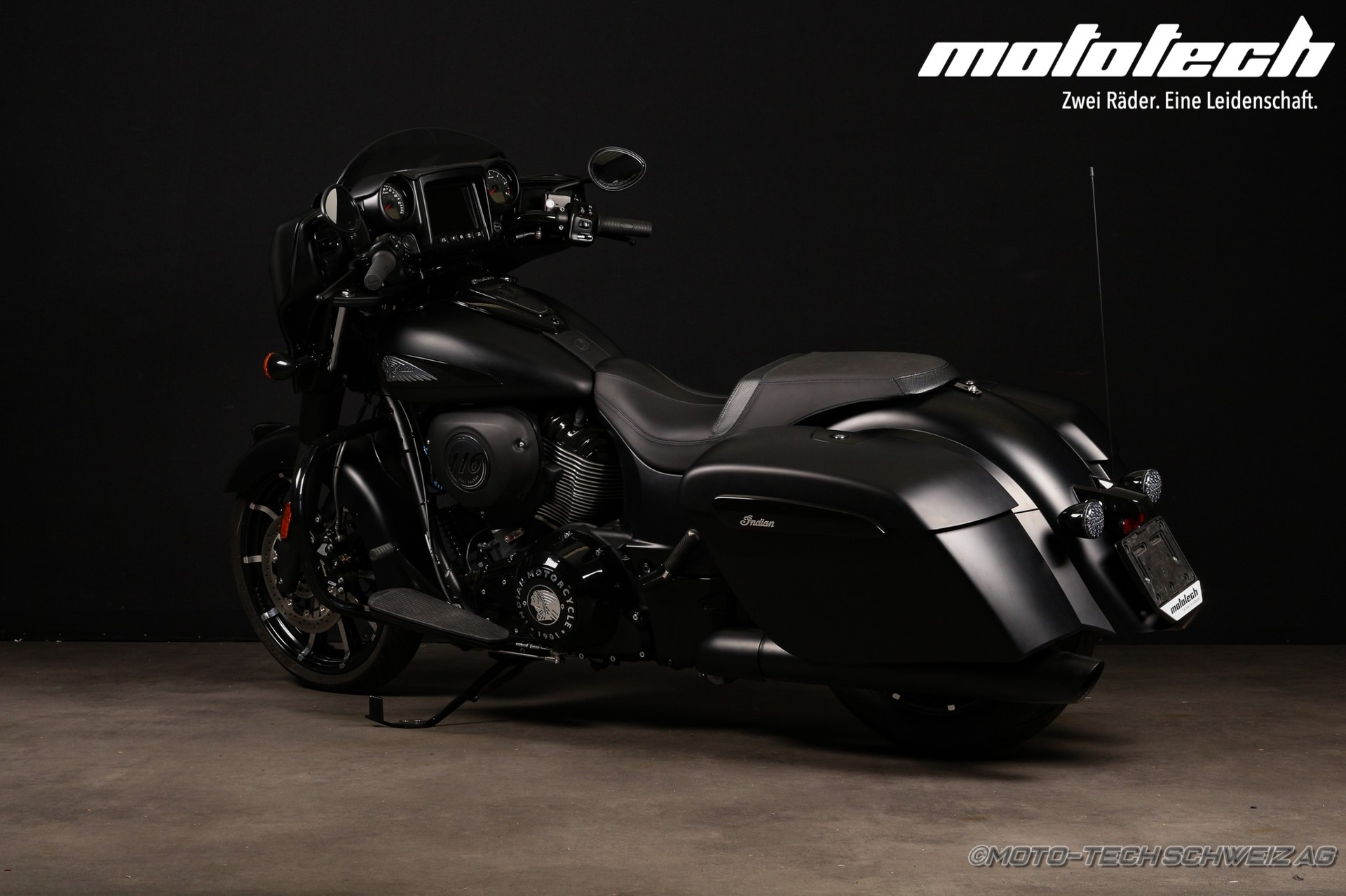 INDIAN Chieftain Dark Horse-image-3