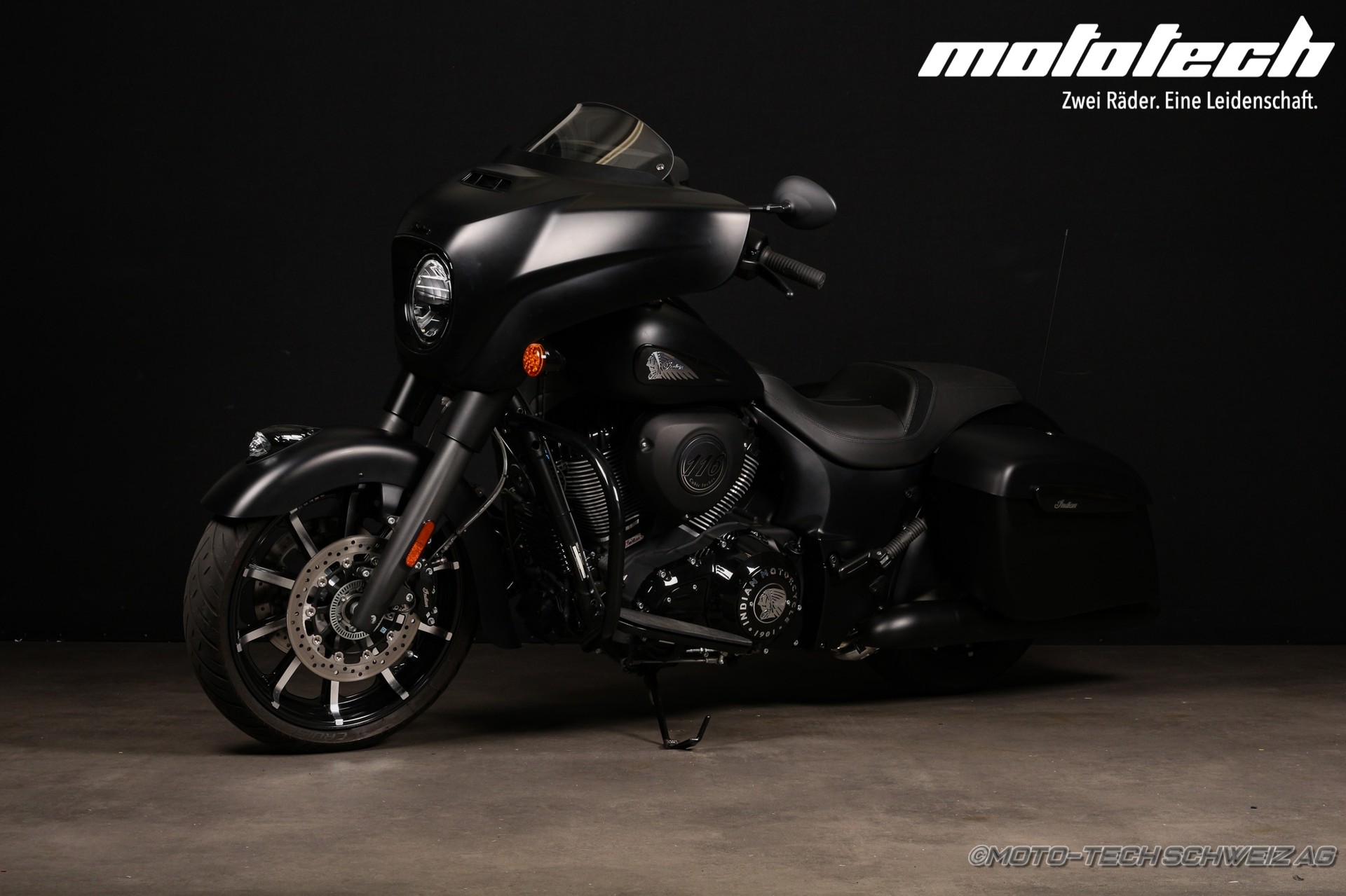 INDIAN Chieftain Dark Horse-image-5