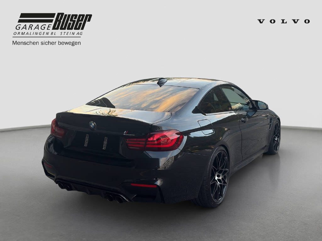 BMW M4 Competition Coupé-showroom-element-3