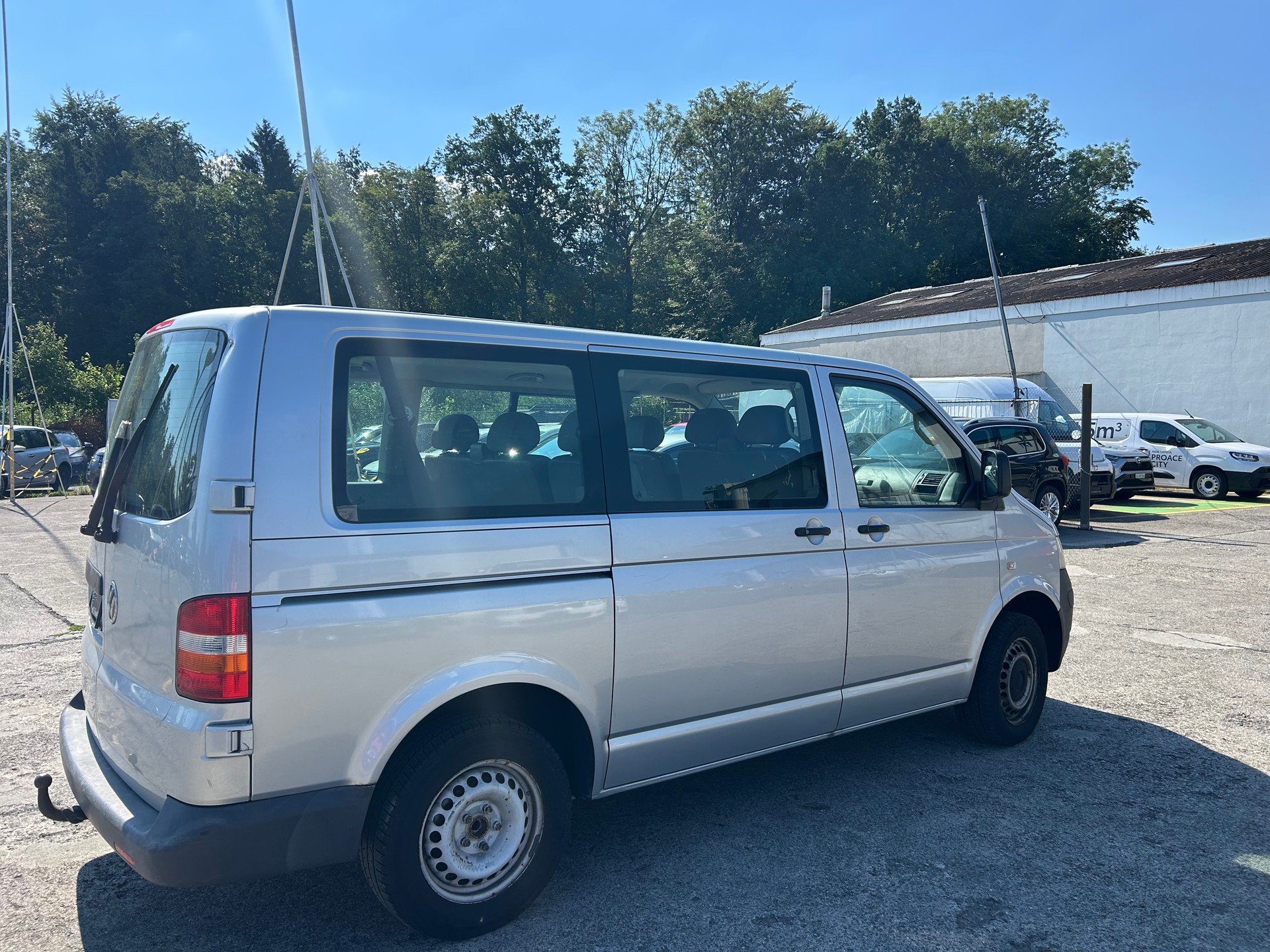VW T5 Caravelle Comfort 2.5 TDI PD-image-3