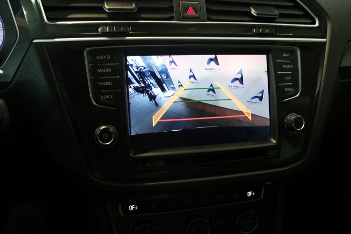 VW Tiguan 2.0 TDI SCR Highline4Motion DSG-image-4