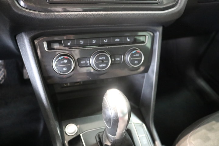 VW Tiguan 2.0 TDI SCR Highline4Motion DSG-image-27