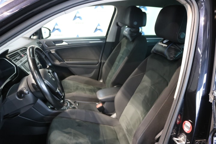 VW Tiguan 2.0 TDI SCR Highline4Motion DSG-showroom-element-1