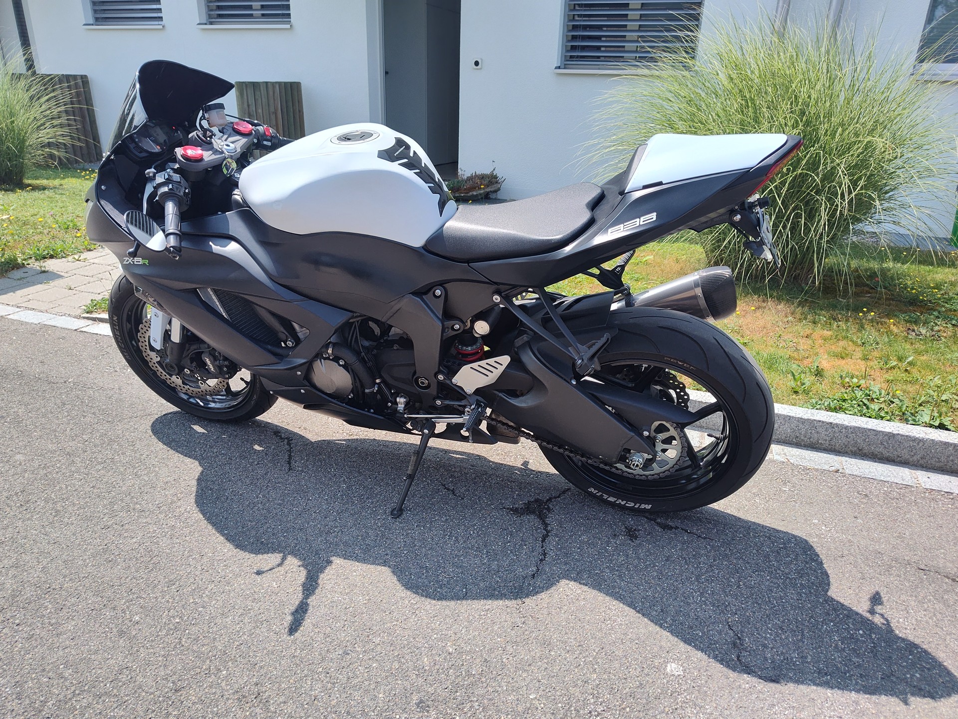 KAWASAKI Ninja ZX-6R (636)-image-2