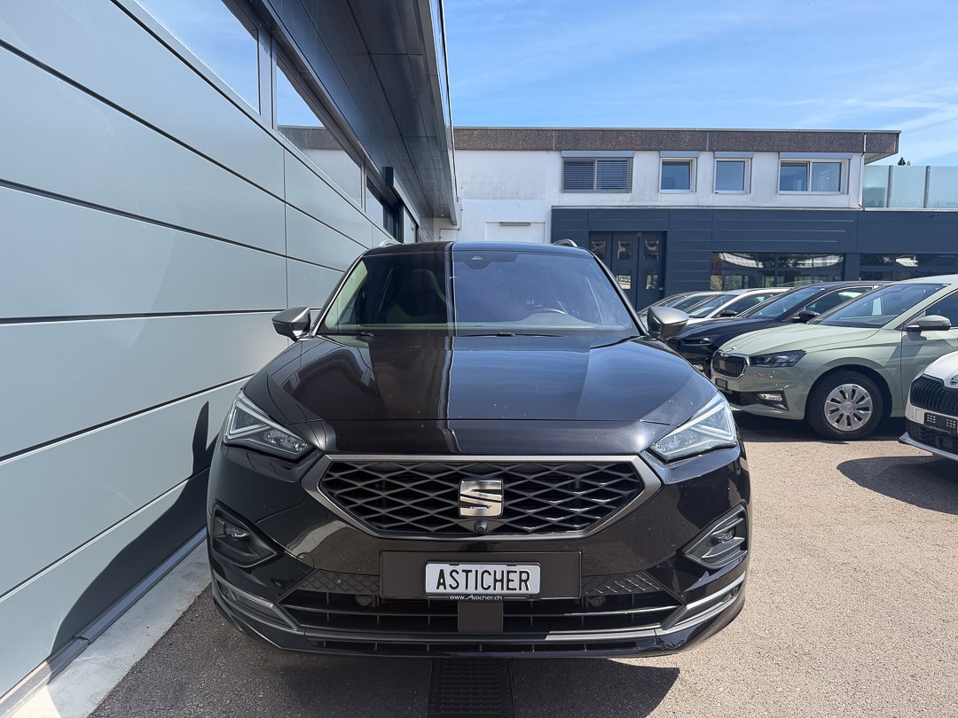 SEAT Tarraco 2.0 TSI 4Drive DSG Hola FR-showroom-element-1
