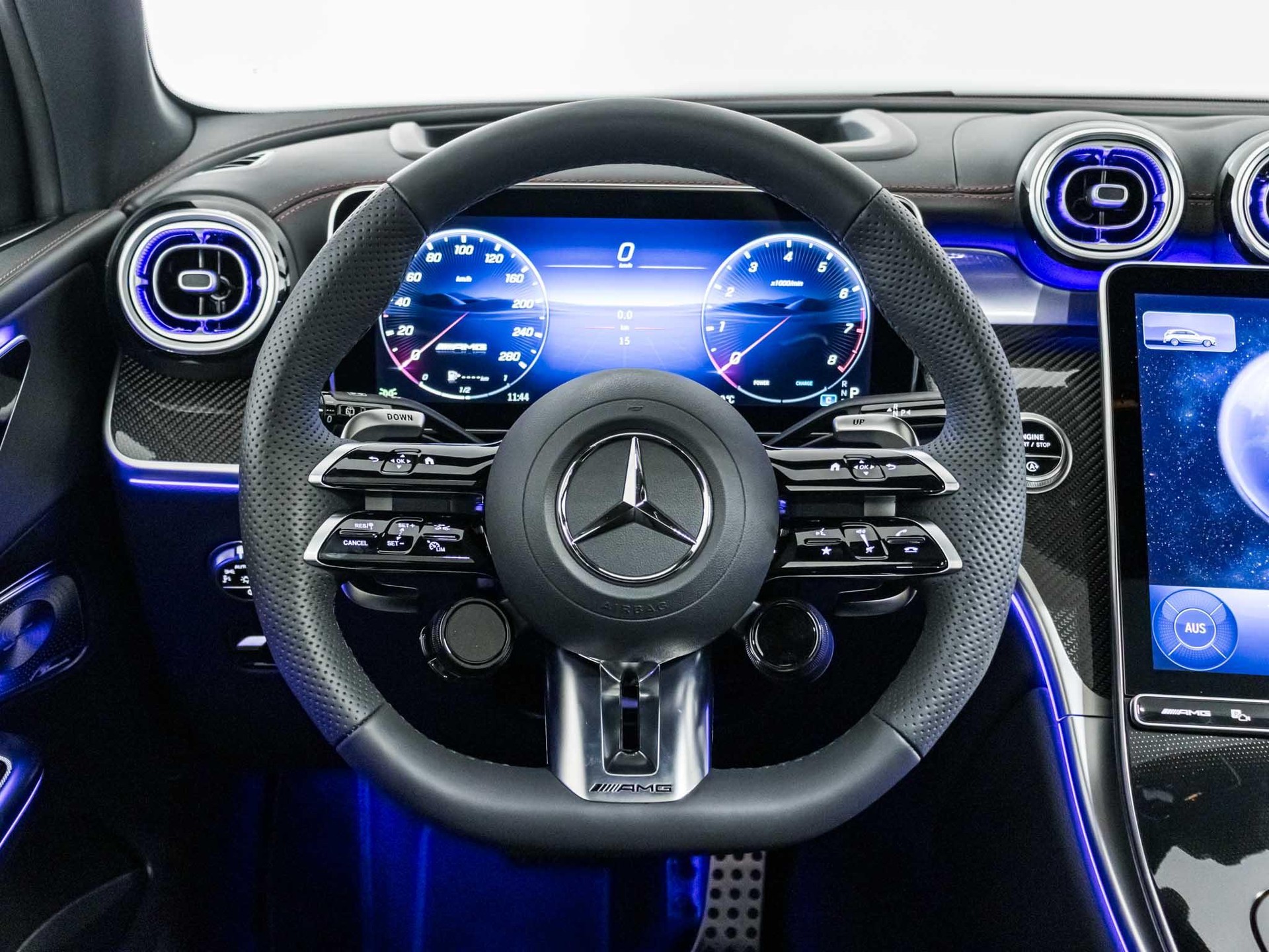 MERCEDES-BENZ GLC 53 AMG 4MATIC+-image-11