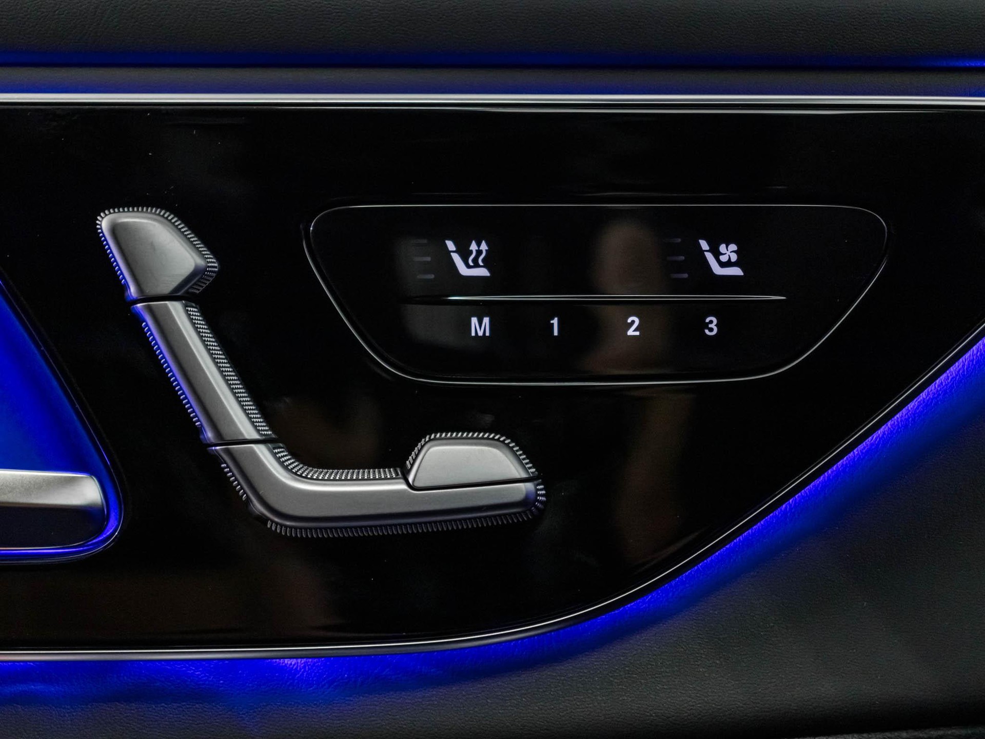 MERCEDES-BENZ GLC 53 AMG 4MATIC+-image-12