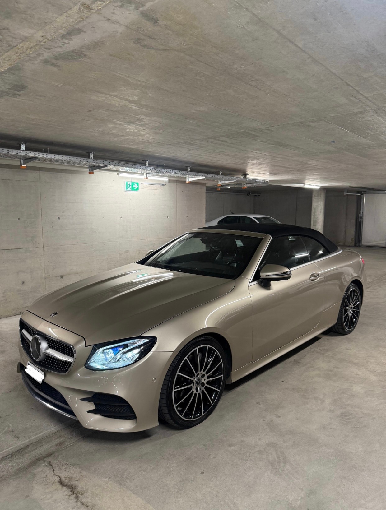 MERCEDES-BENZ E 350 d AMG Line 4matic